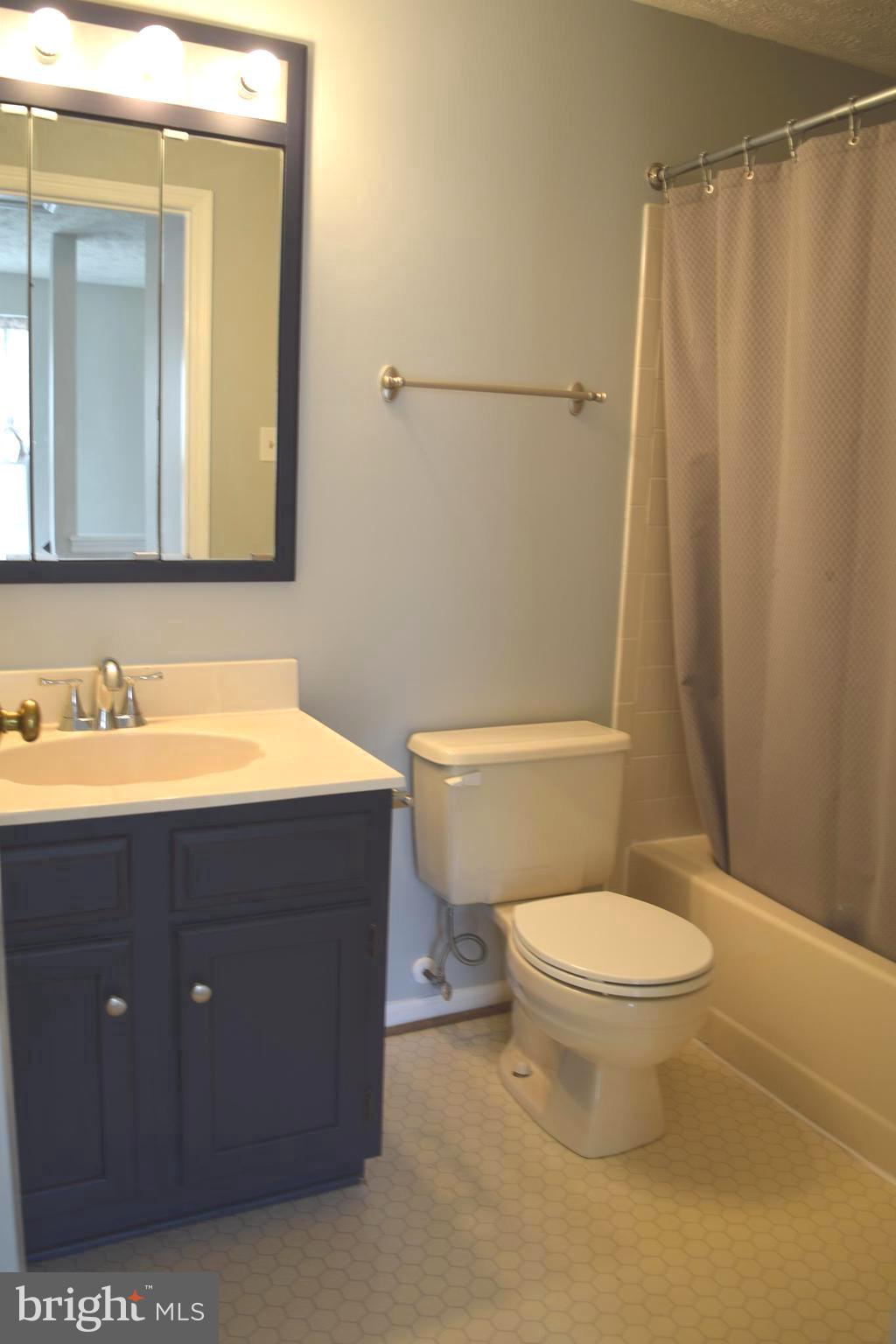 1549 AUTUMN RIDGE CIR