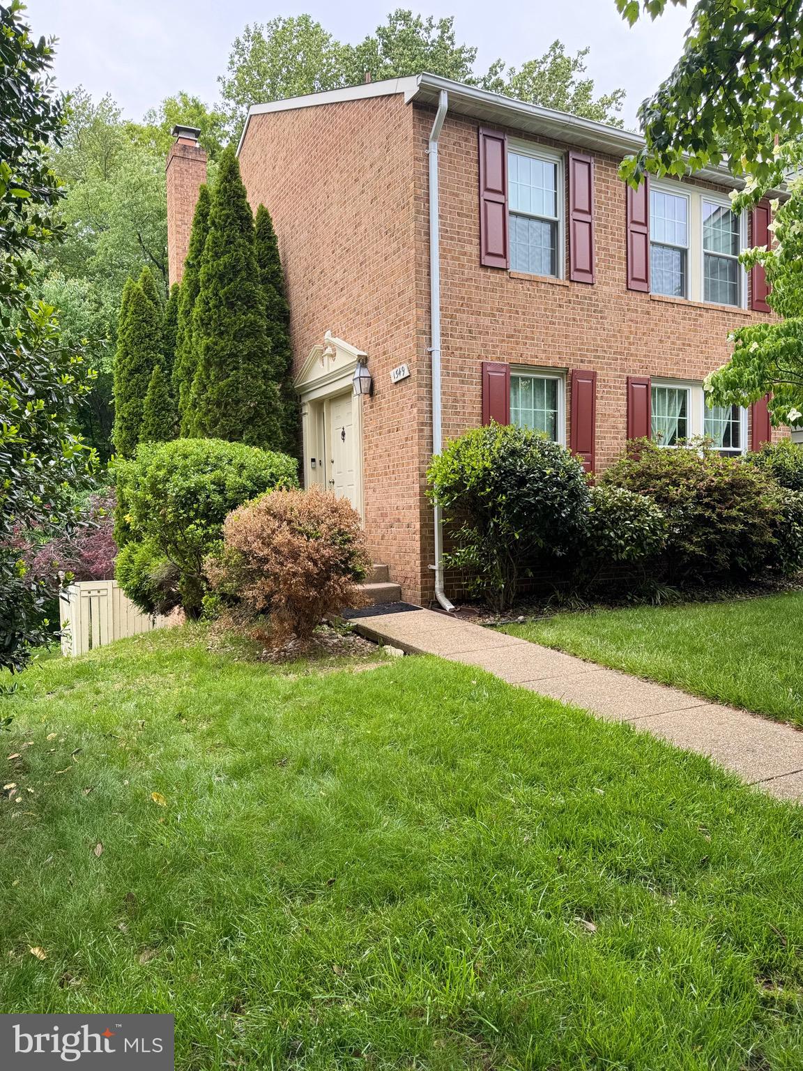 1549 AUTUMN RIDGE CIR