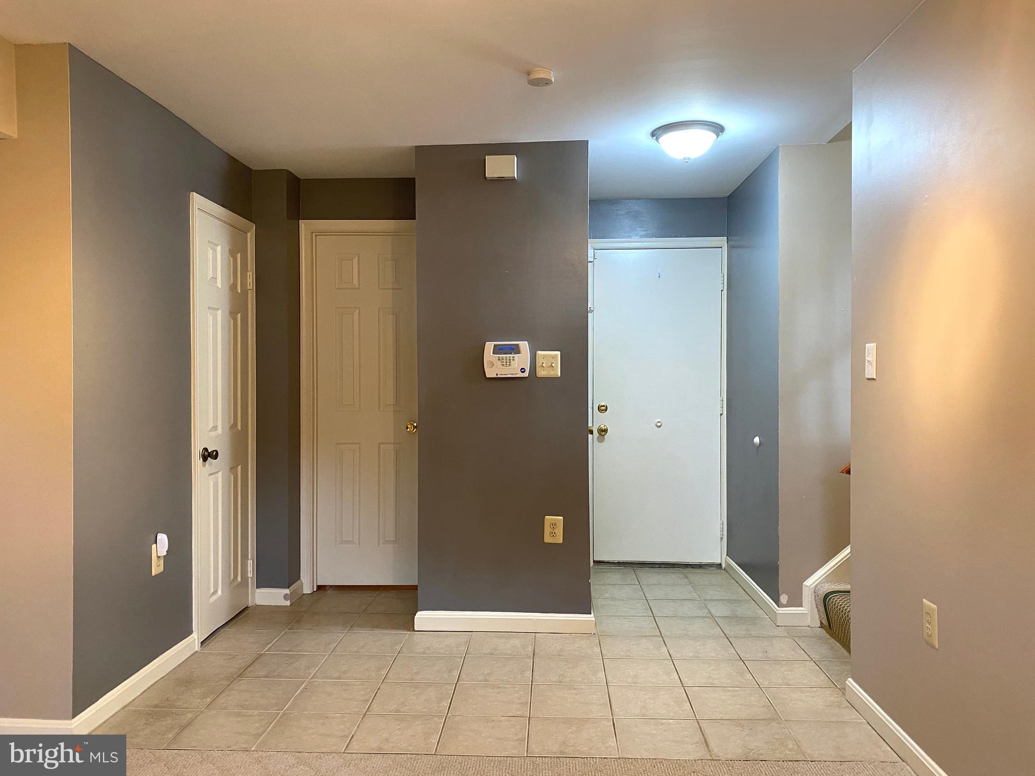 7684 GREEN GARLAND DR