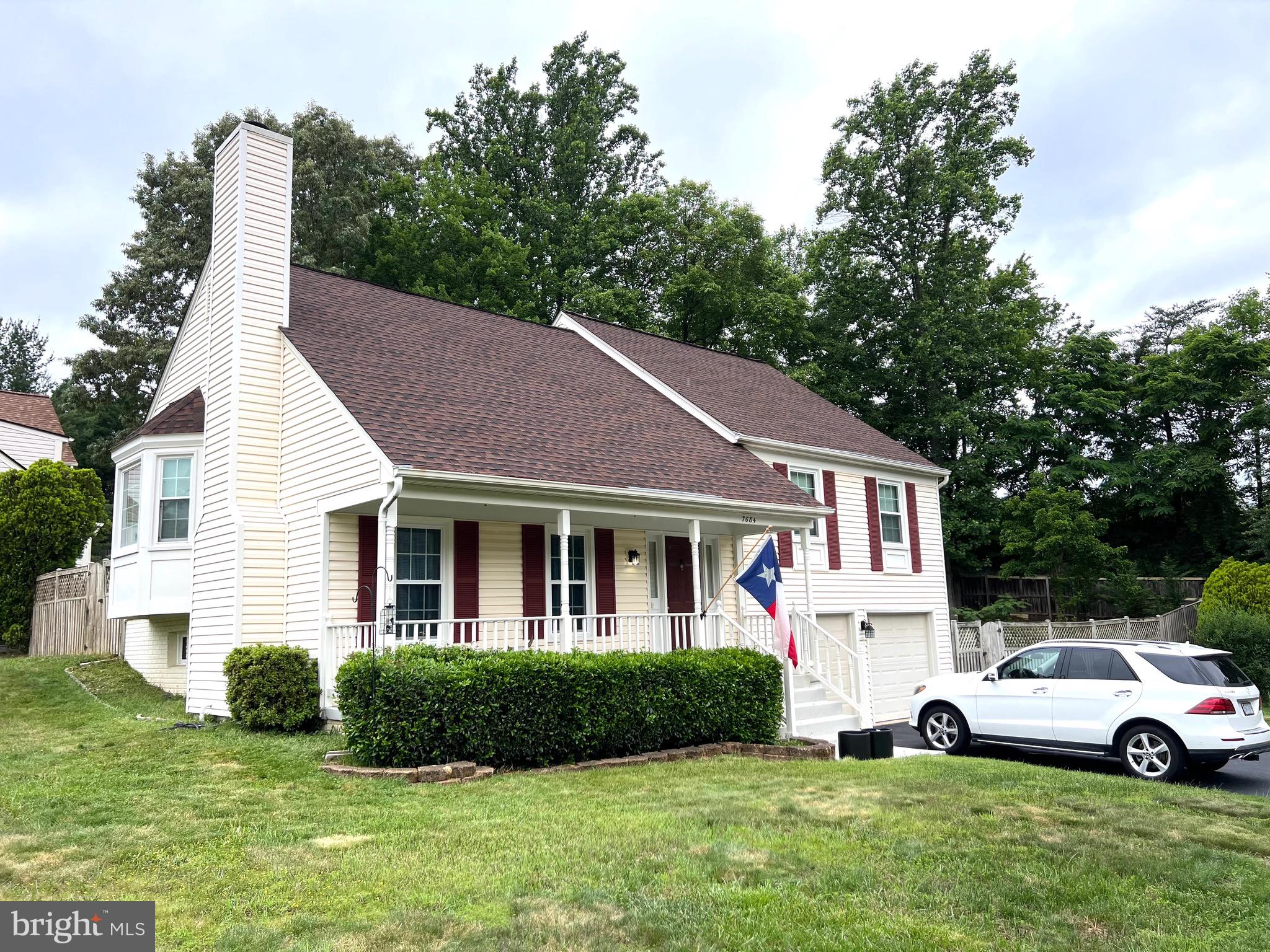 7684 GREEN GARLAND DR