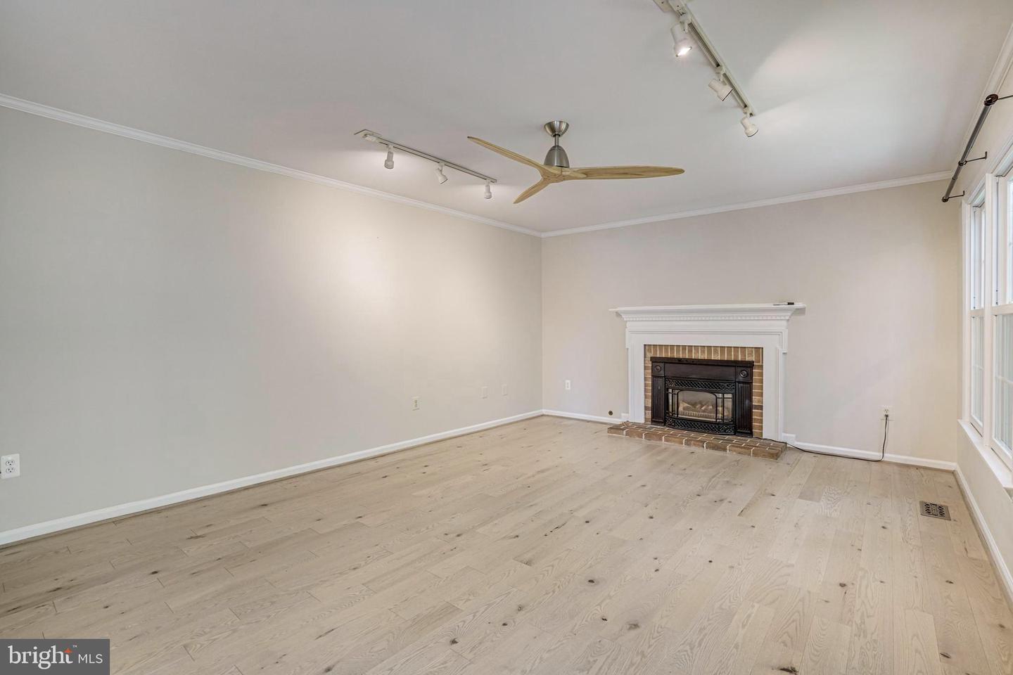 5926 Clermont Landing Ct