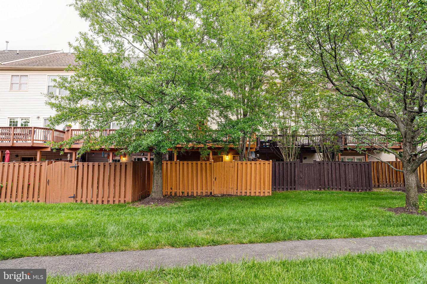 6408 GLADYS MAY LN