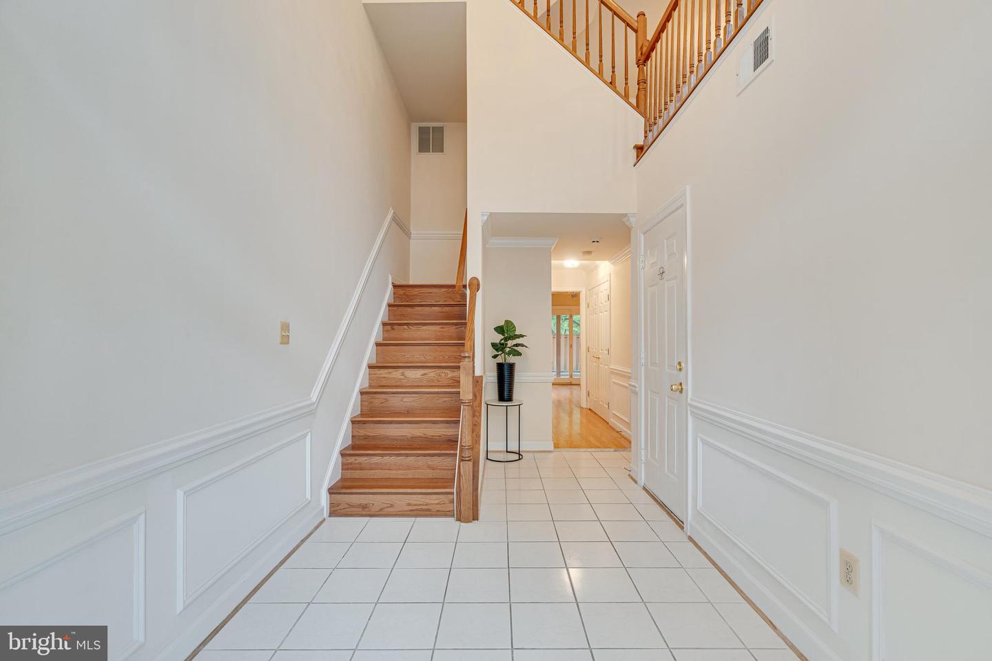 6408 GLADYS MAY LN