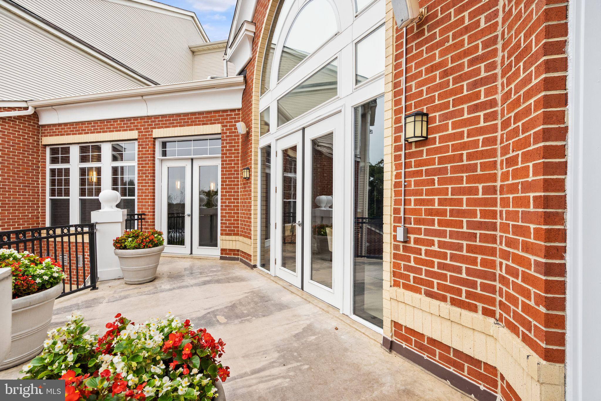 3851 ARISTOTLE CT #1-307