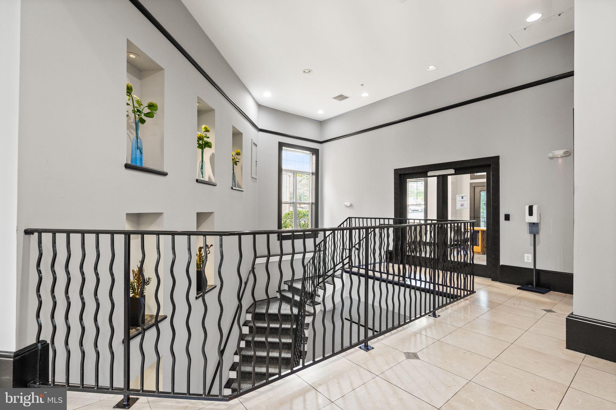 3851 ARISTOTLE CT #1-307