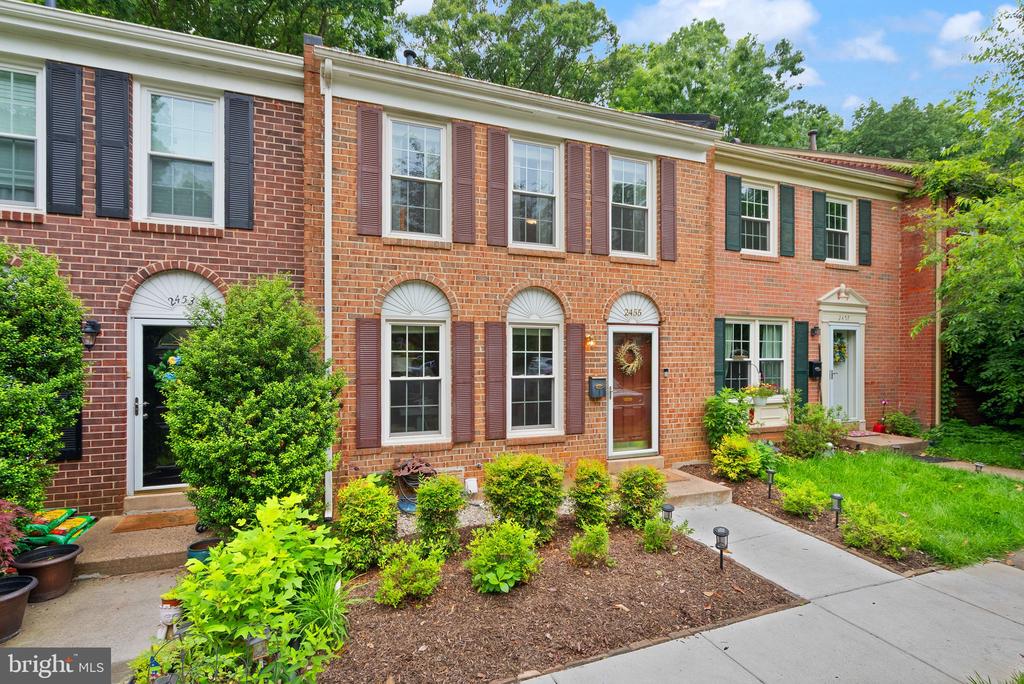 2455 Alsop Ct
