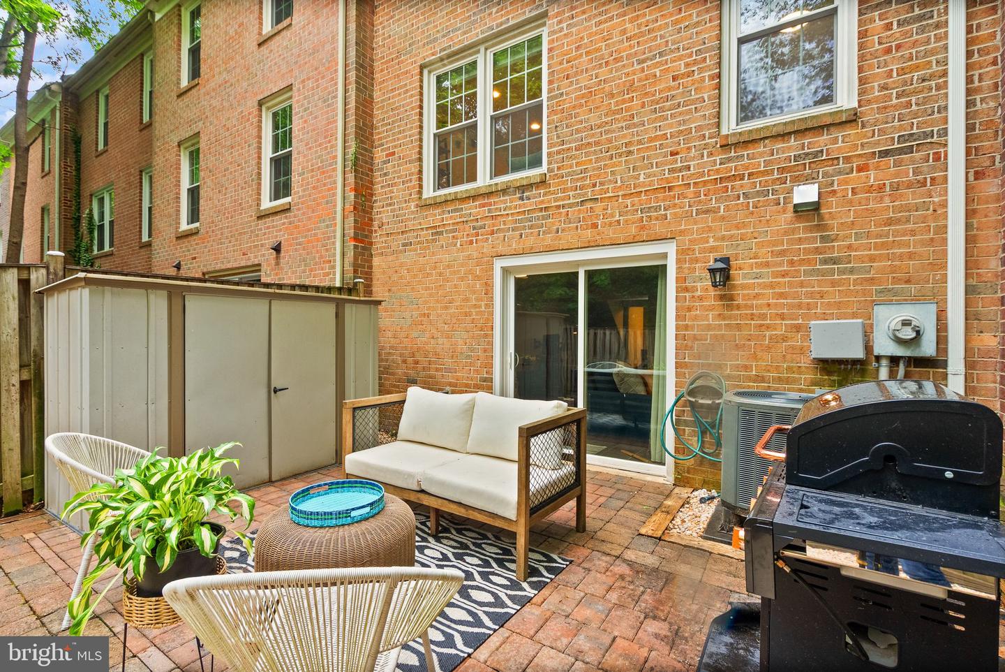 2455 Alsop Ct