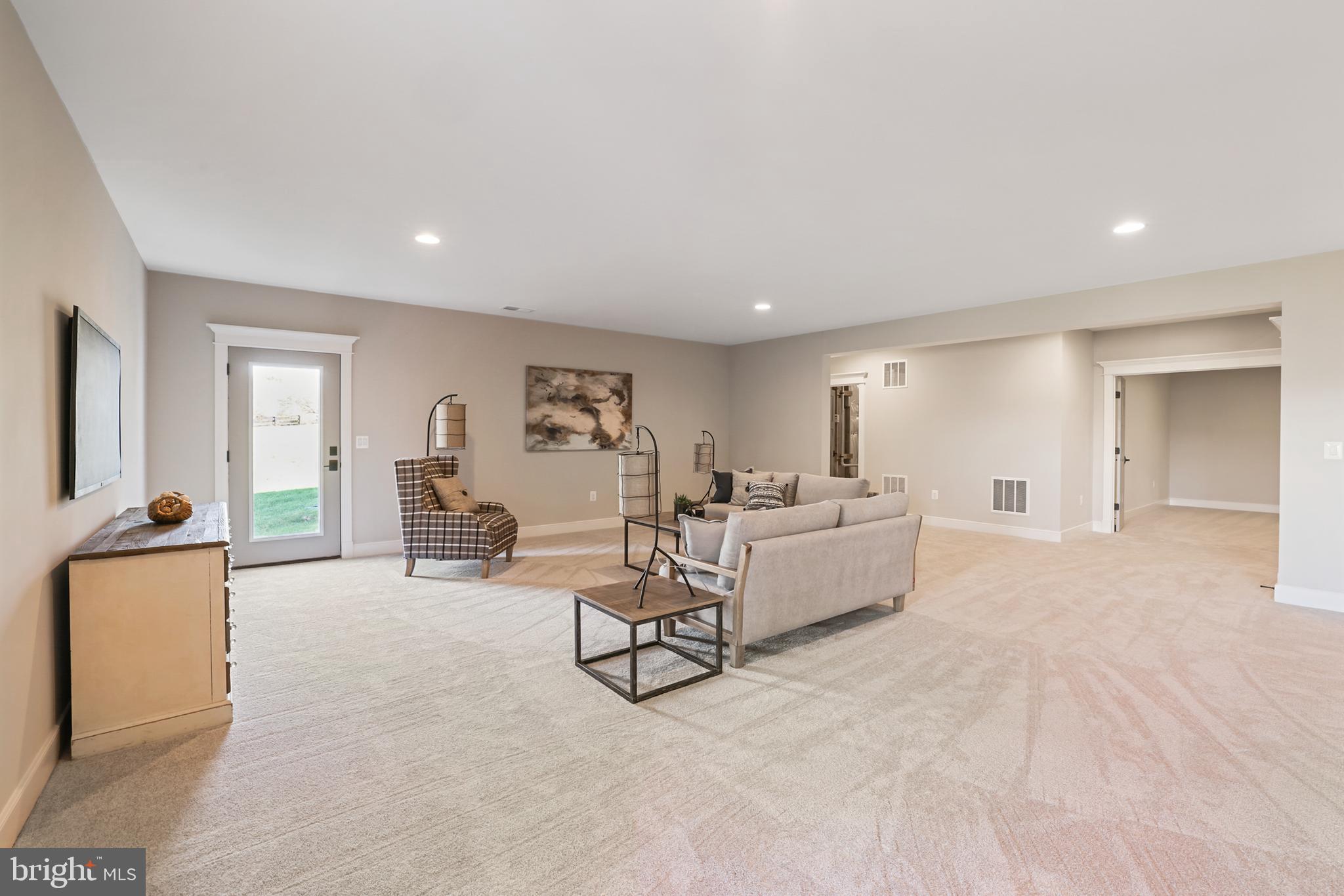 9435 Old Courthouse Rd
