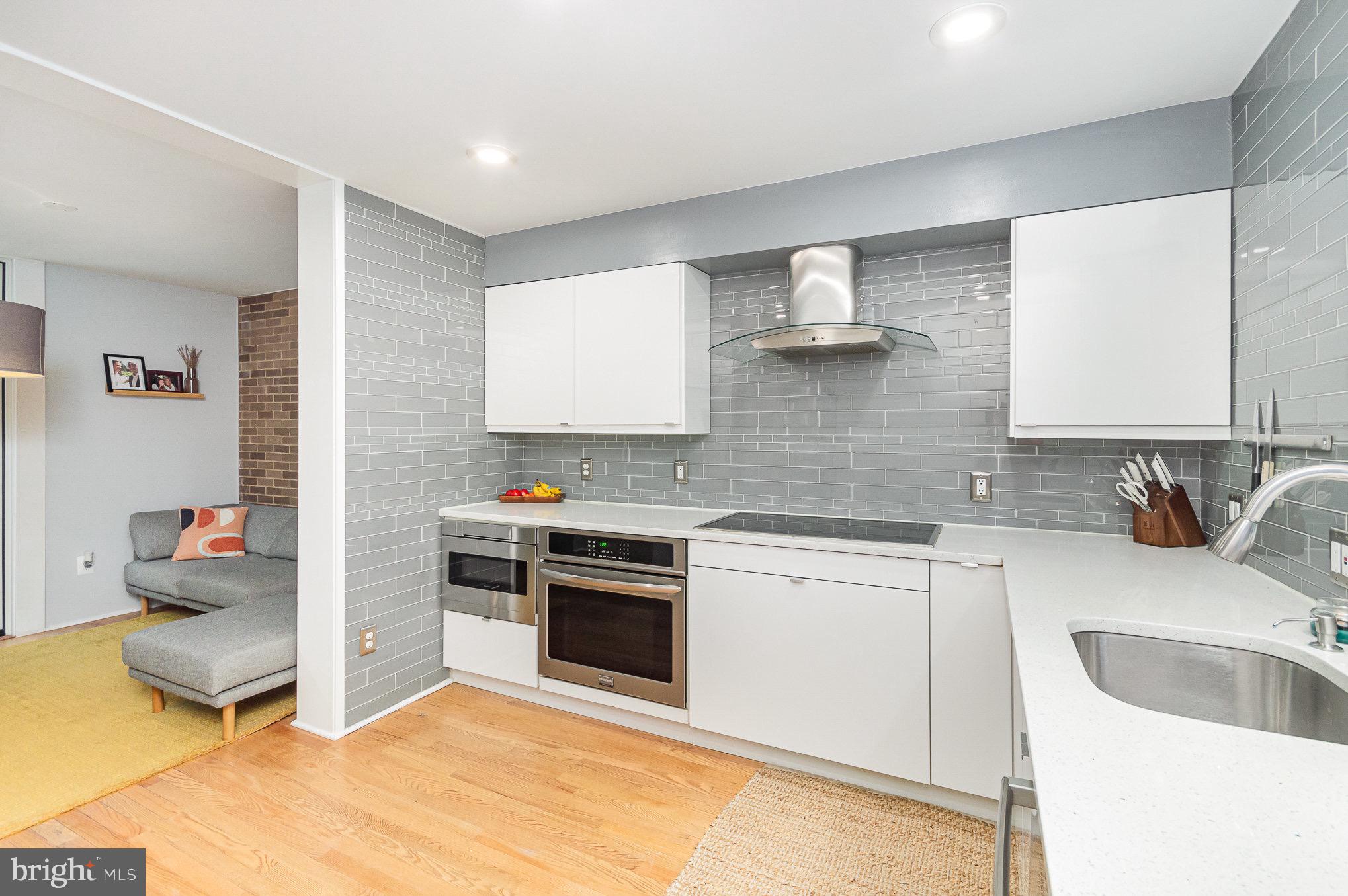 1690 Chimney House Rd