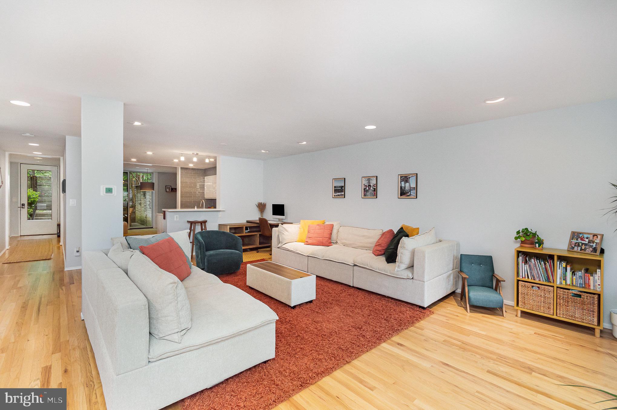 1690 Chimney House Rd