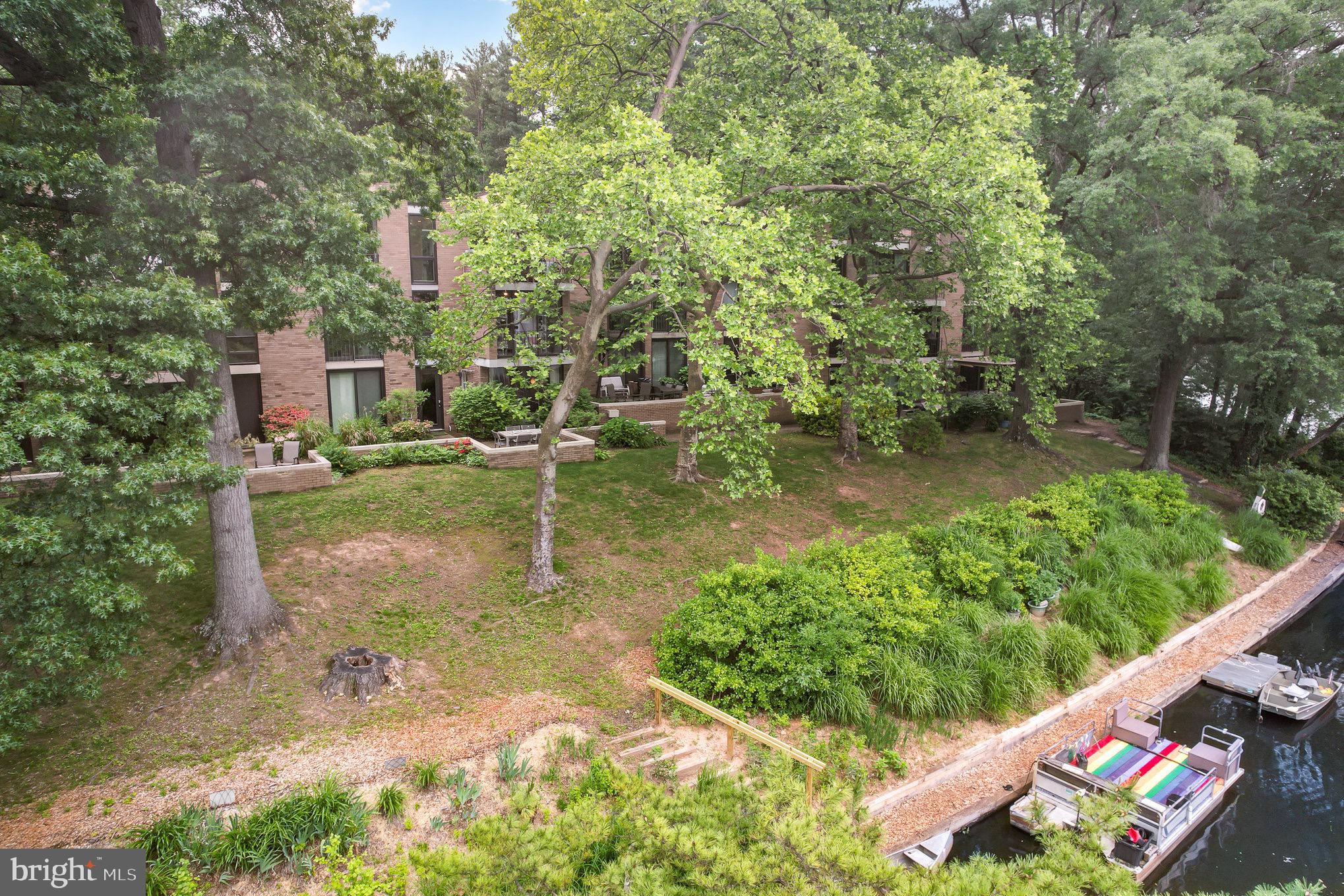 1690 Chimney House Rd