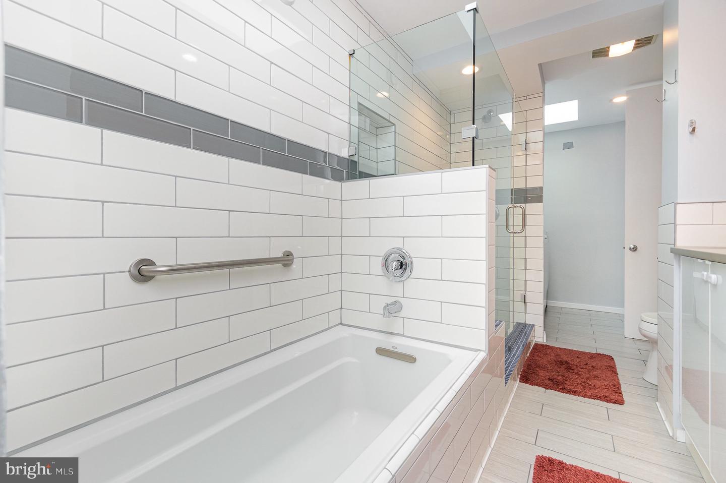 1690 Chimney House Rd