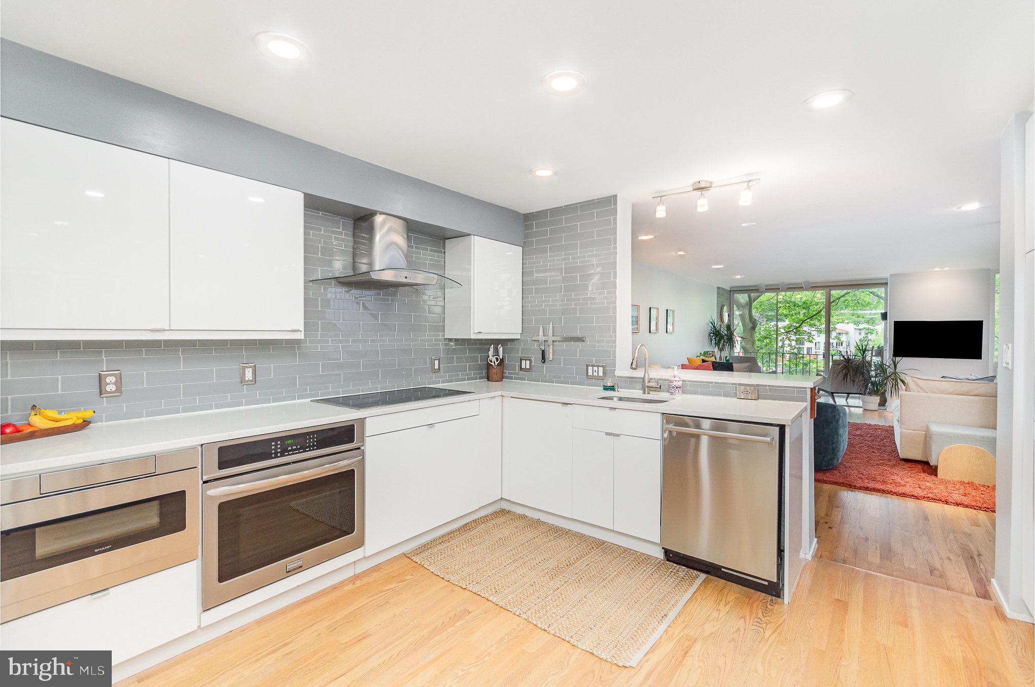 1690 Chimney House Rd