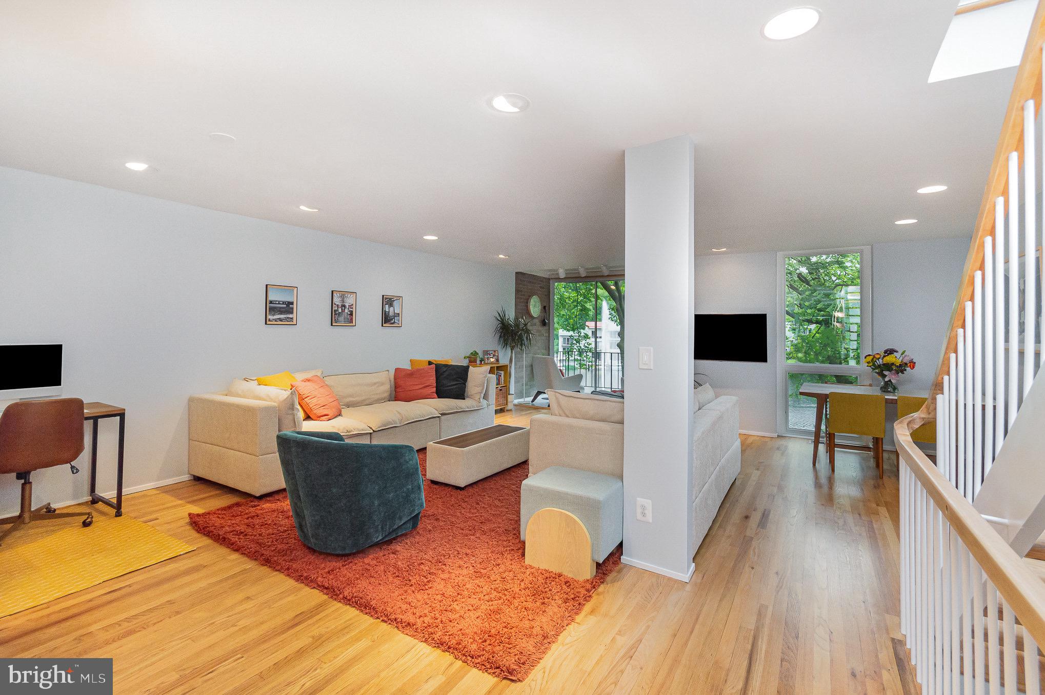 1690 Chimney House Rd