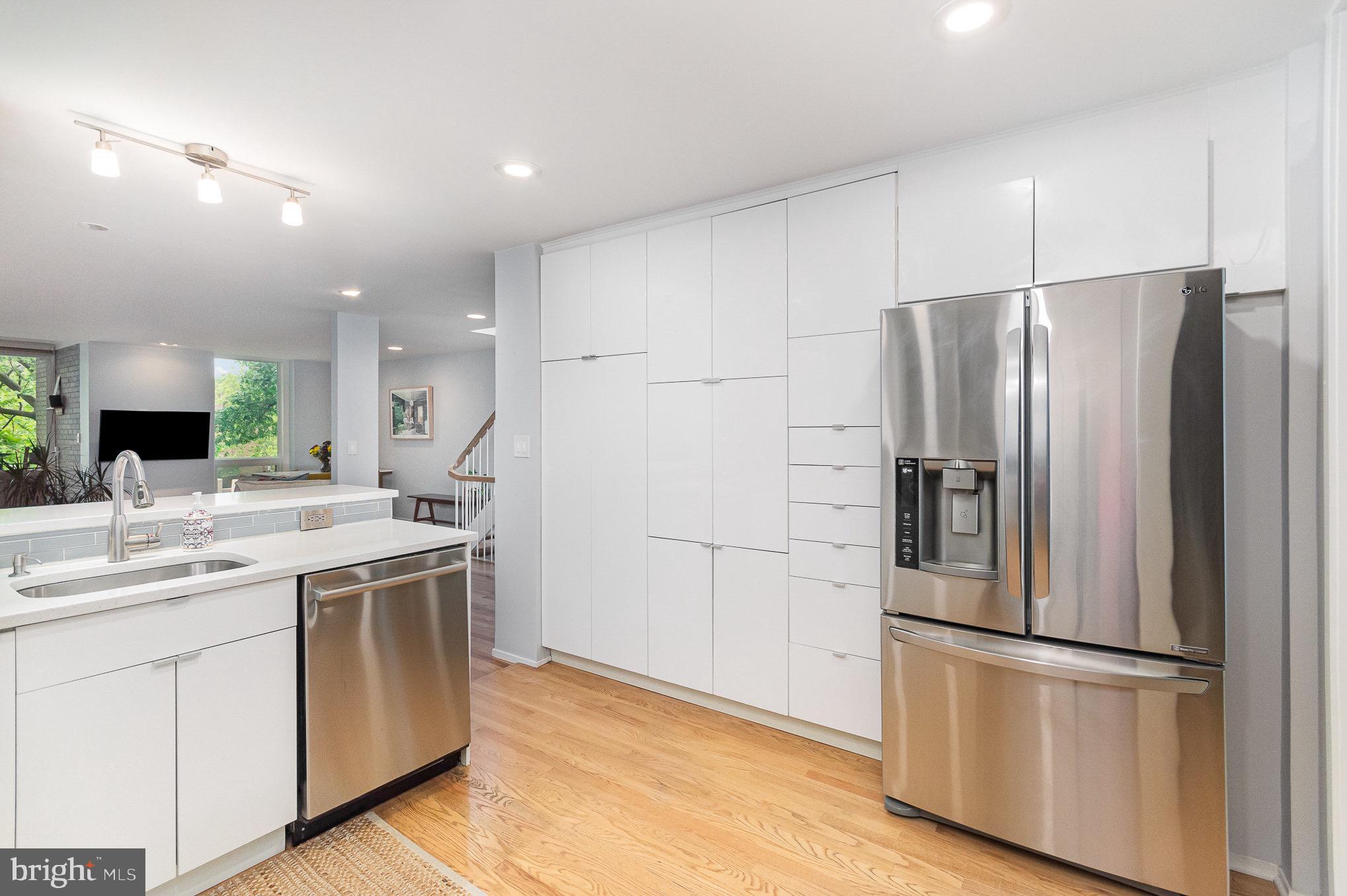 1690 Chimney House Rd