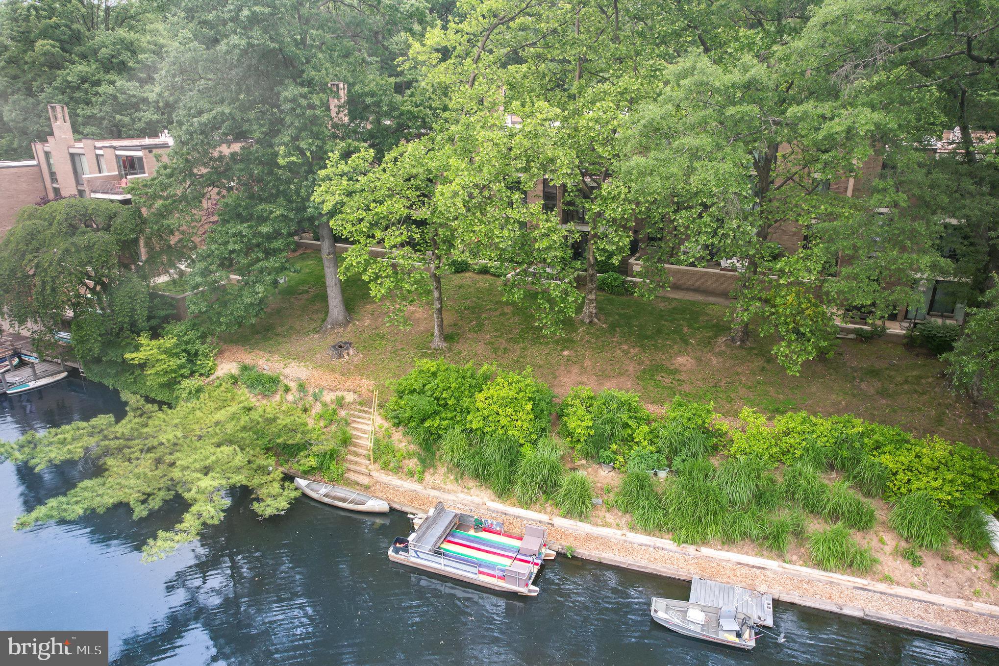 1690 Chimney House Rd