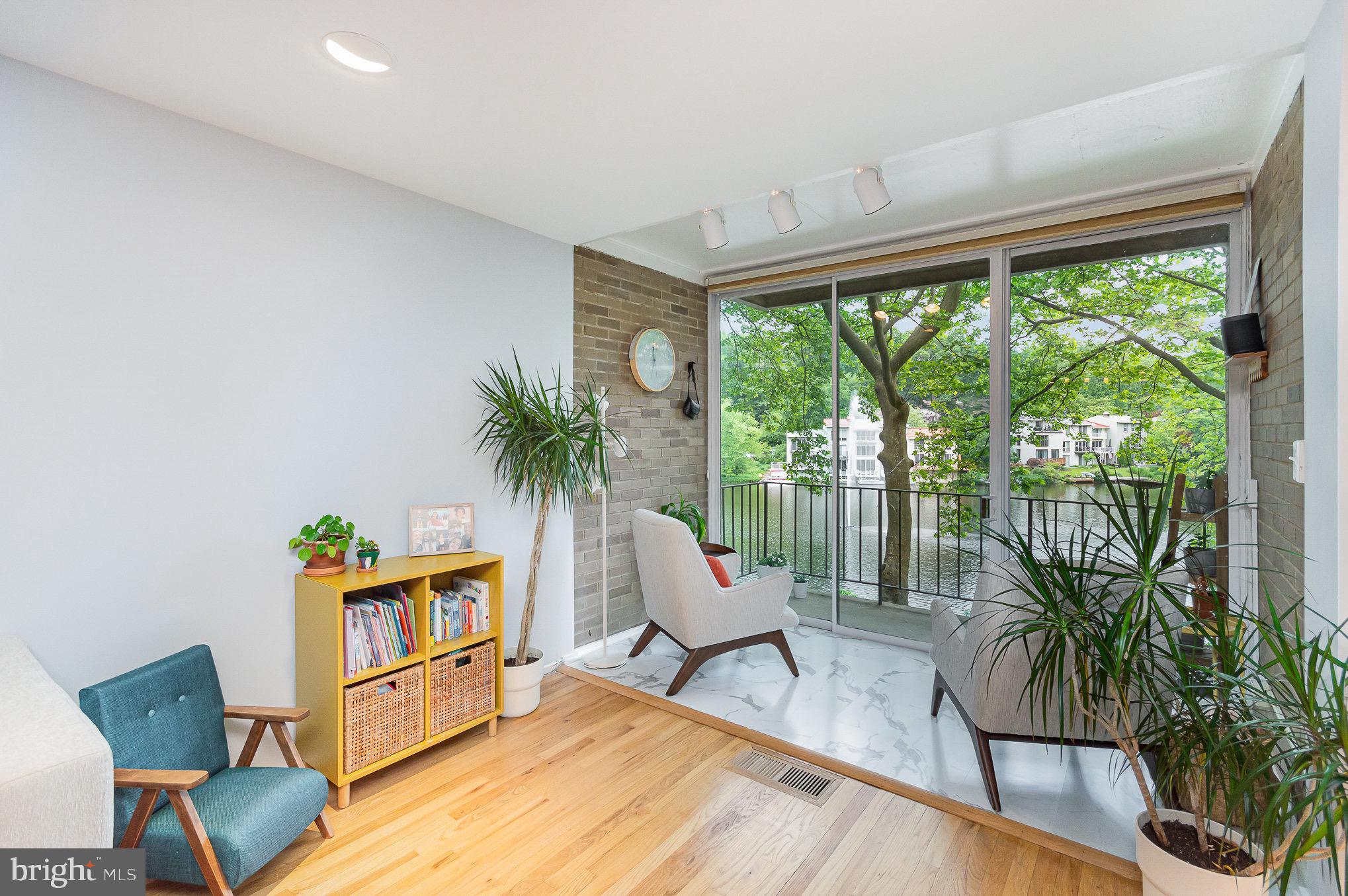 1690 Chimney House Rd