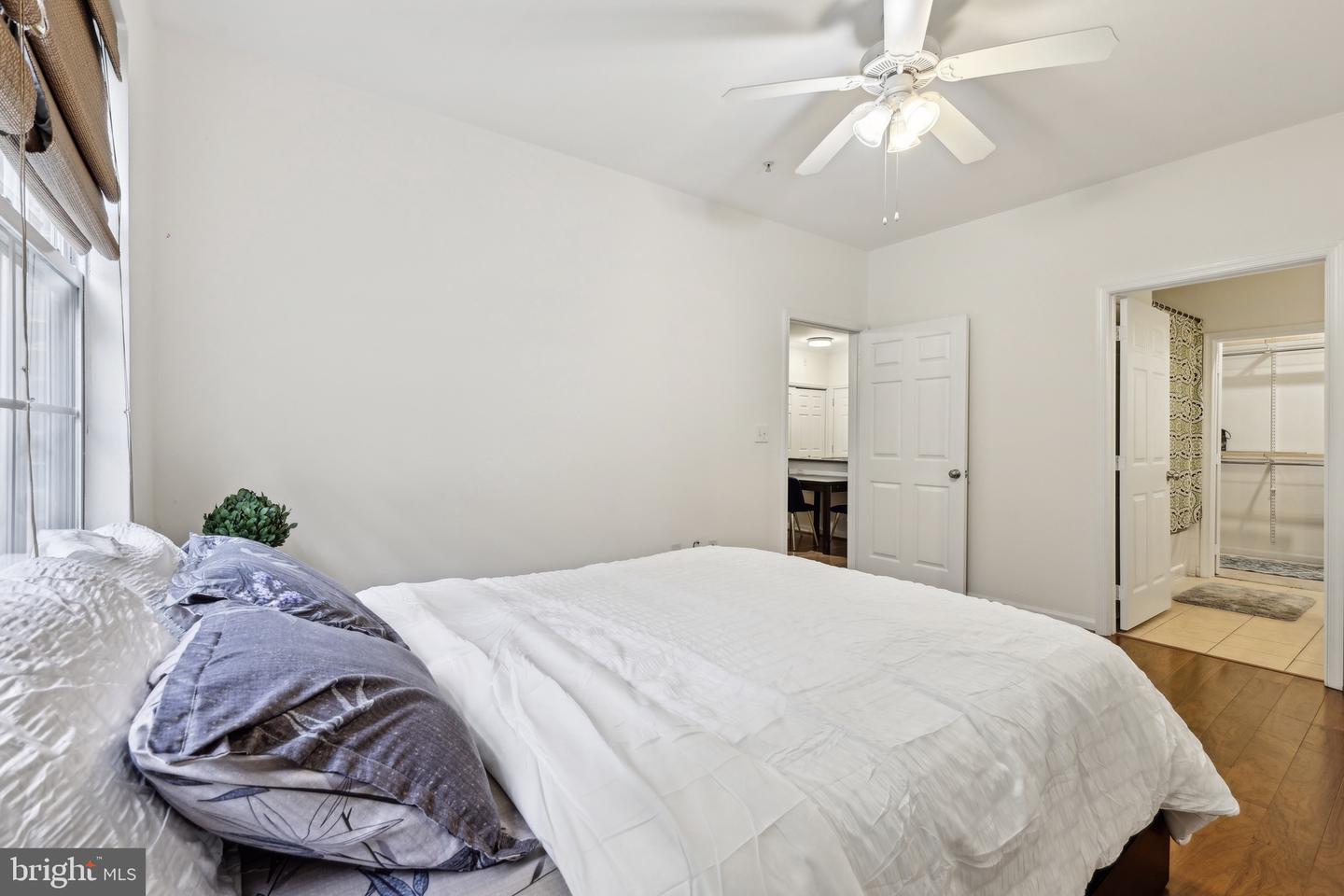 12925 Centre Park Cir #106