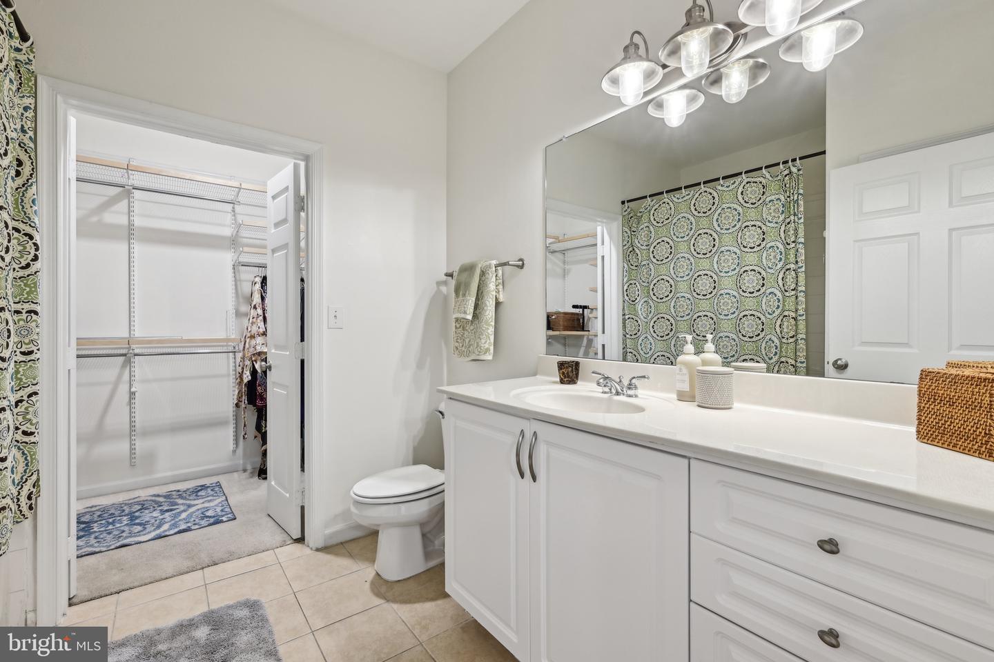 12925 Centre Park Cir #106