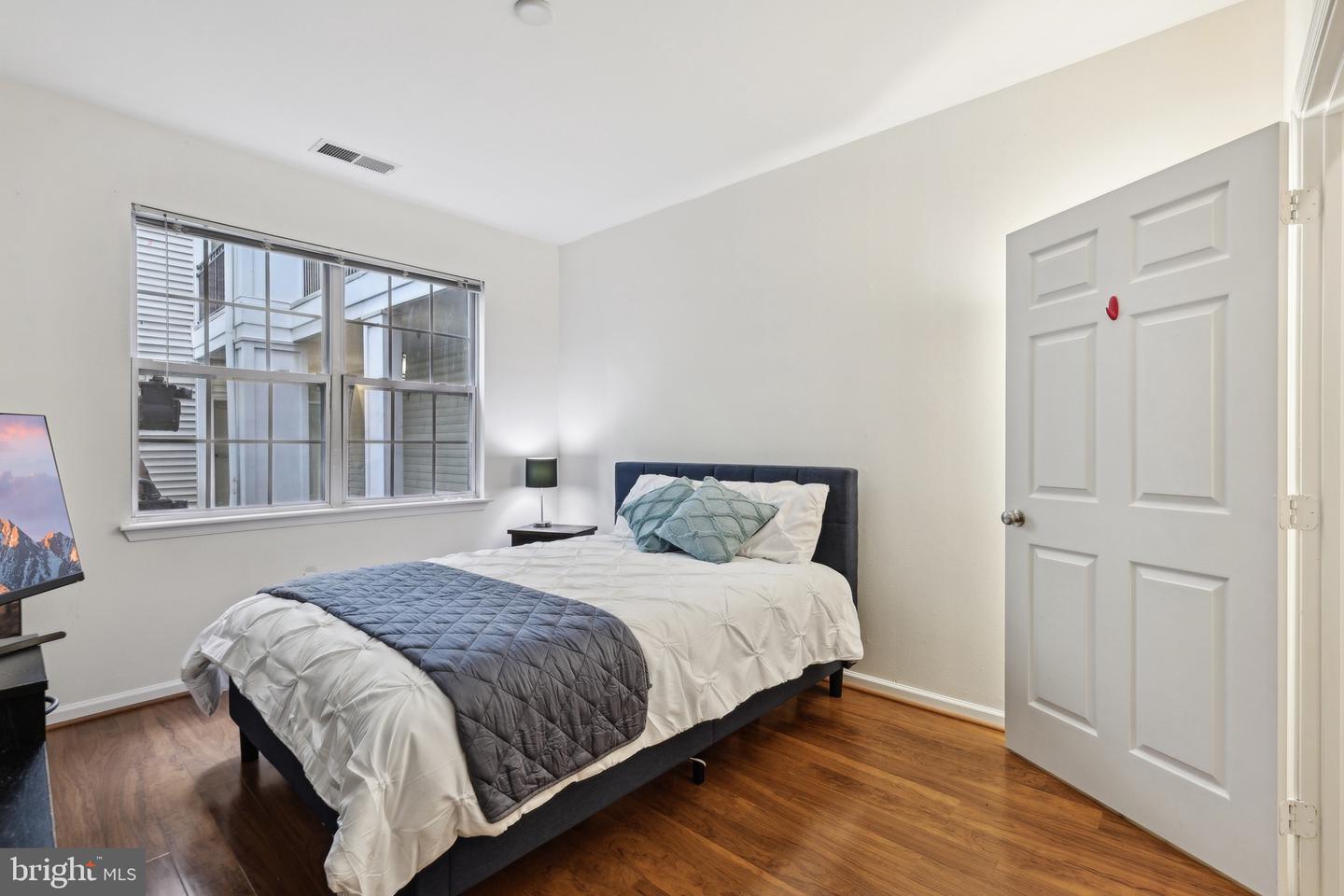 12925 Centre Park Cir #106