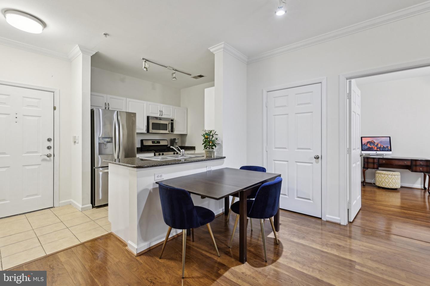 12925 Centre Park Cir #106