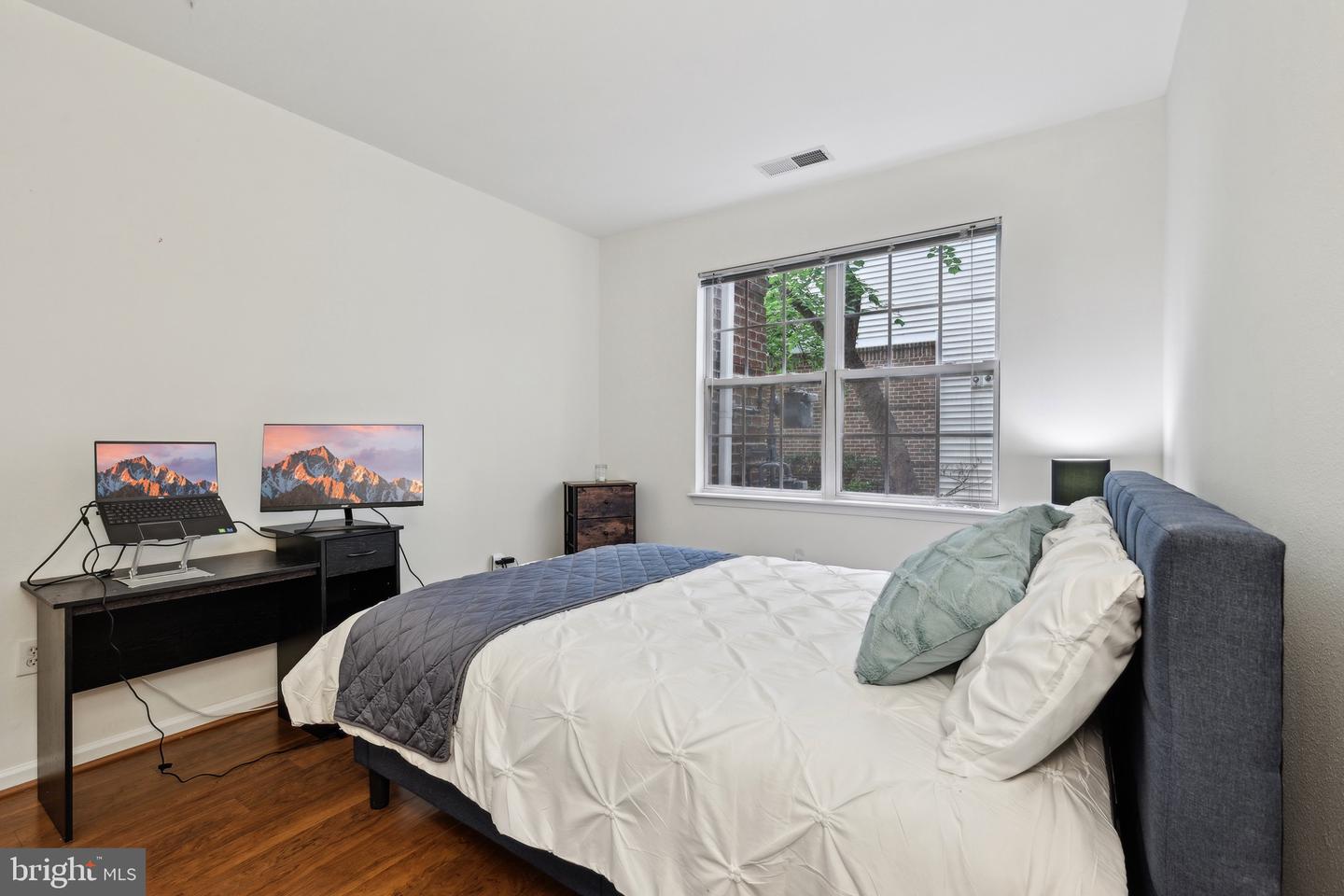 12925 Centre Park Cir #106