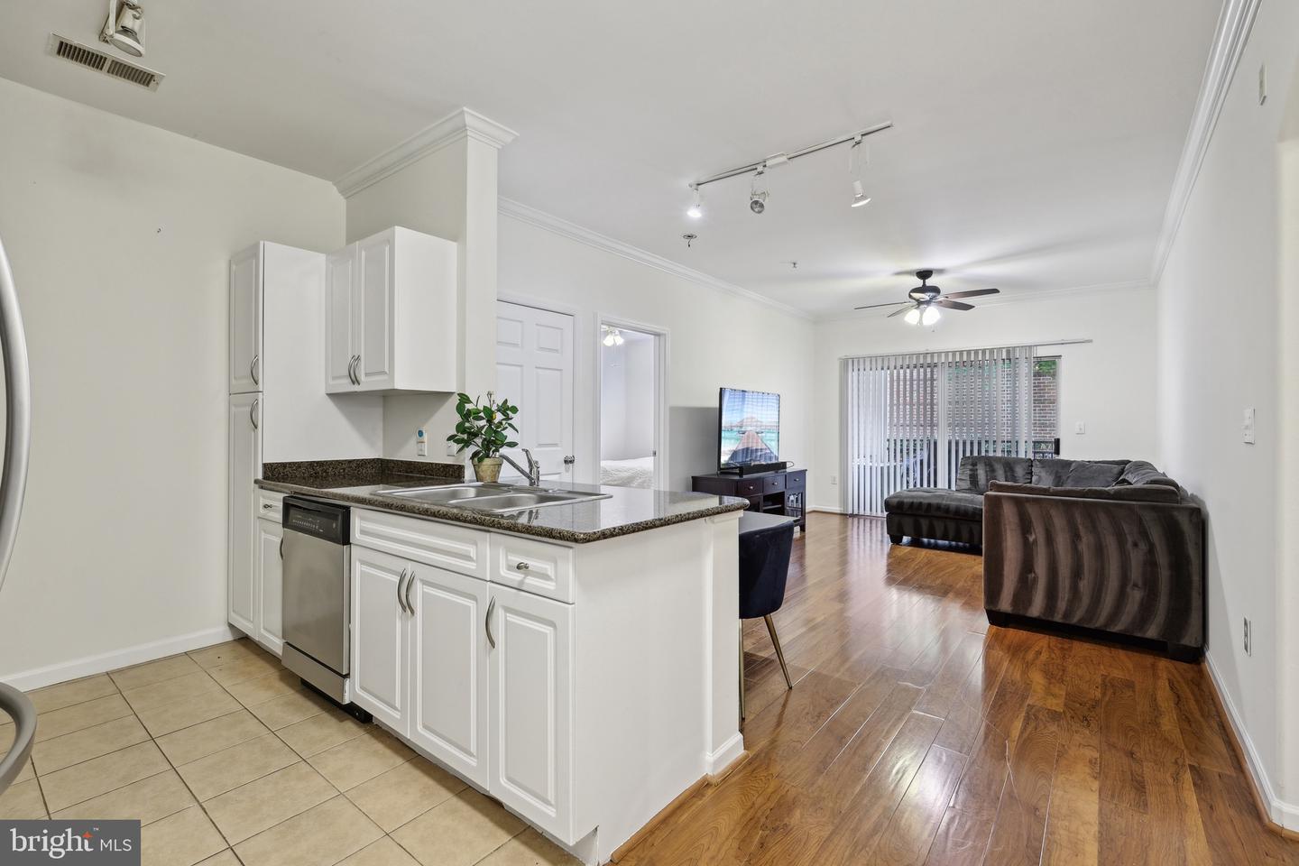 12925 Centre Park Cir #106