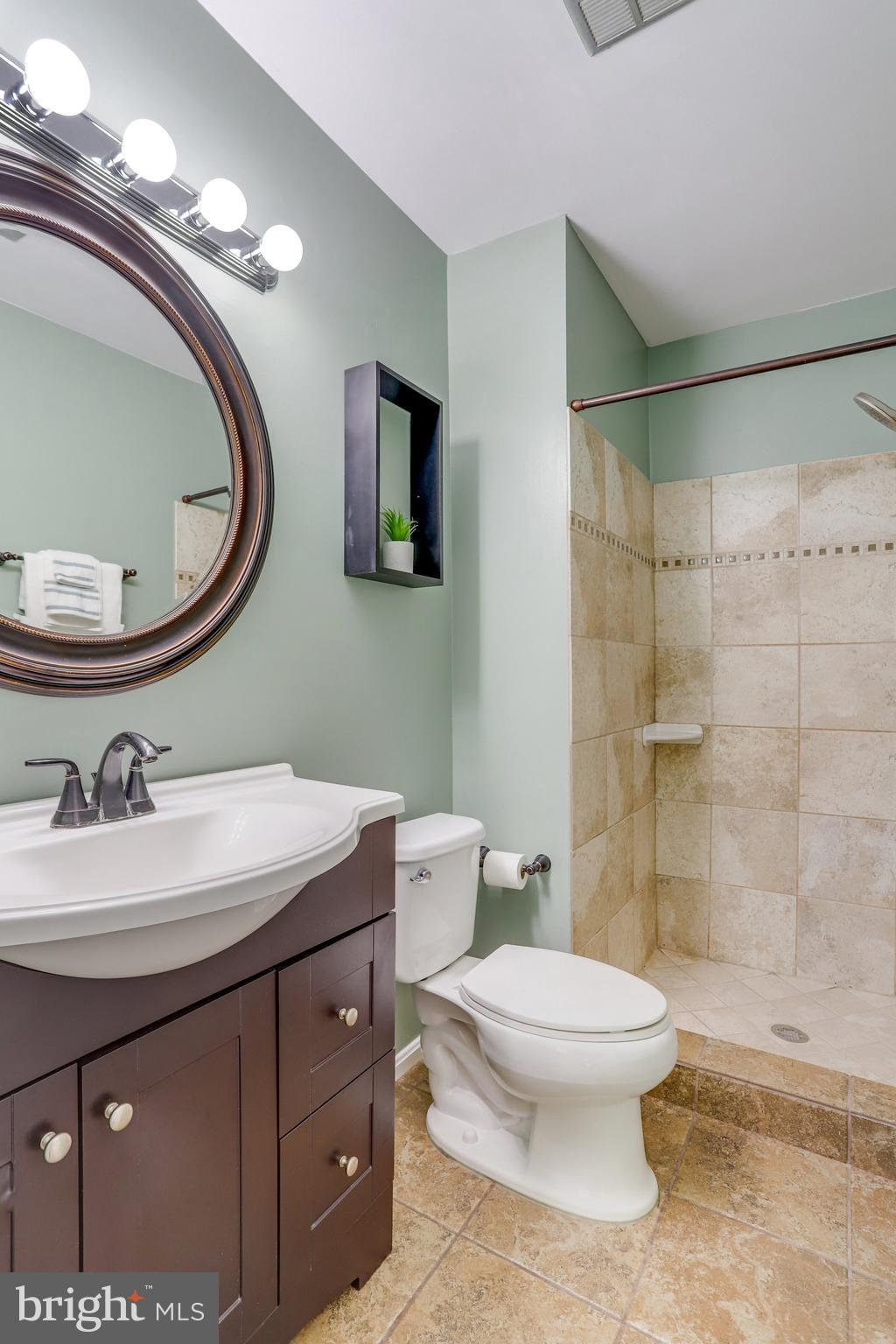 4546 LITTLE RIVER RUN DR