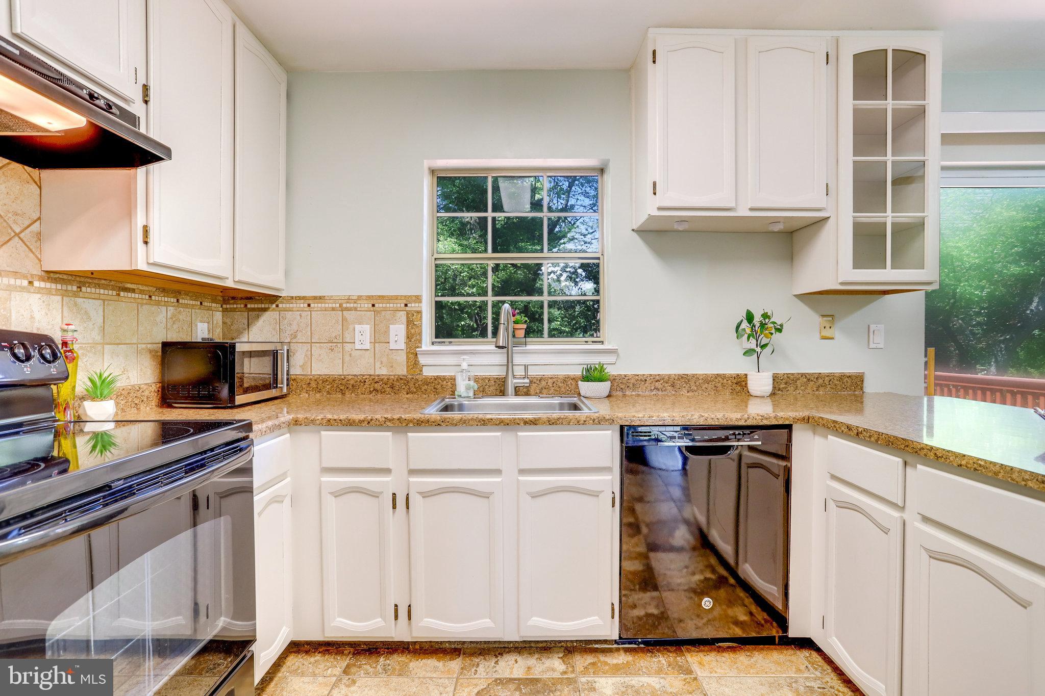 4546 LITTLE RIVER RUN DR