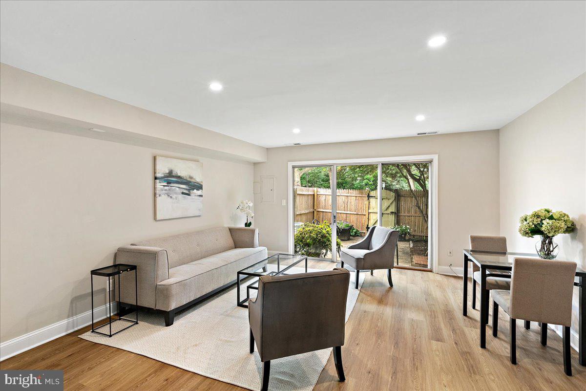 8101 Kingsway Ct #257