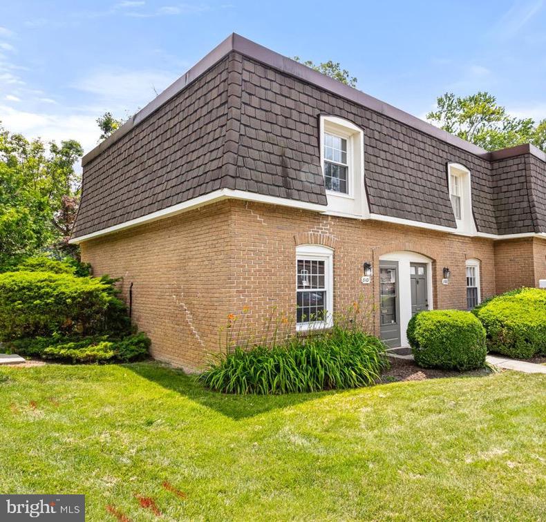 8101 Kingsway Ct #257