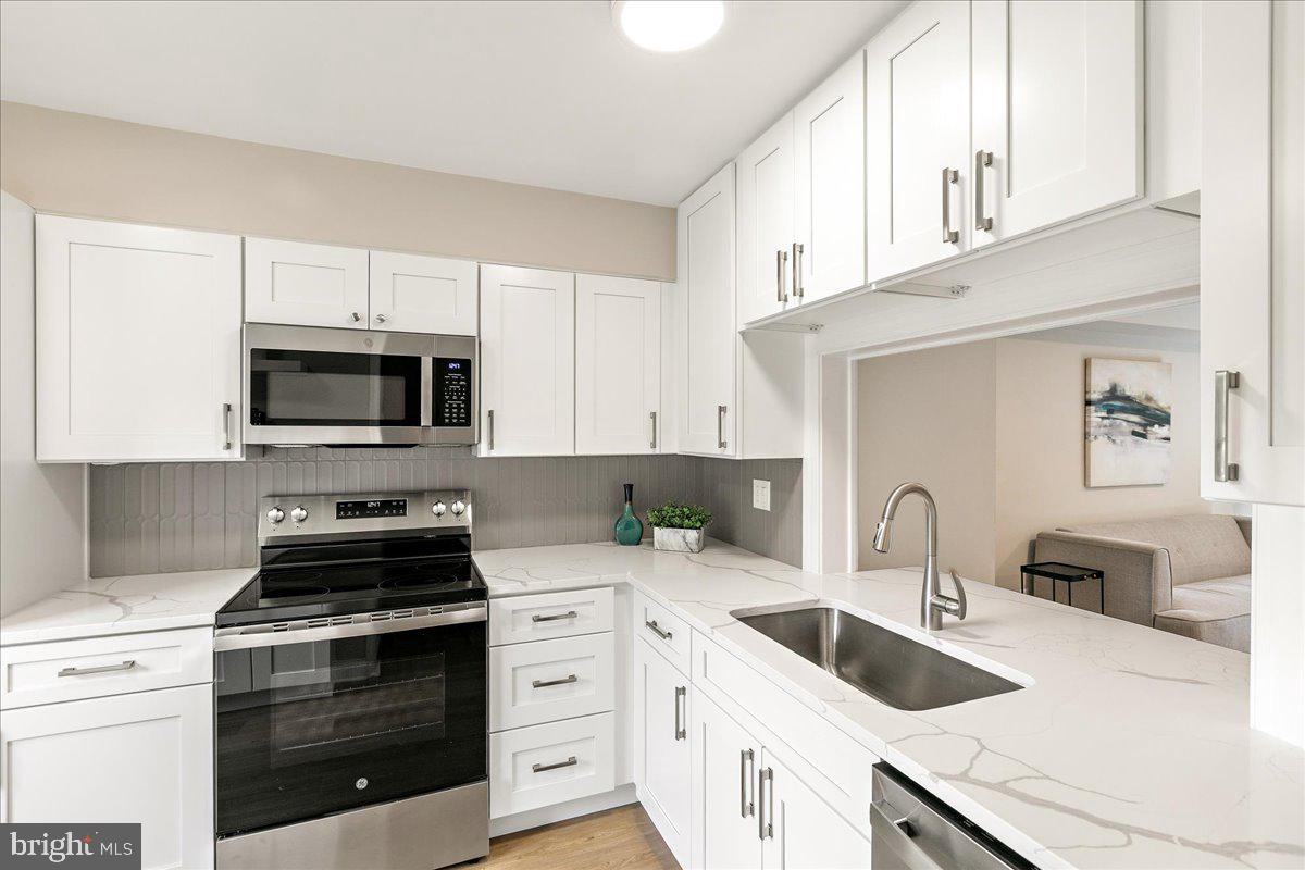 8101 Kingsway Ct #257