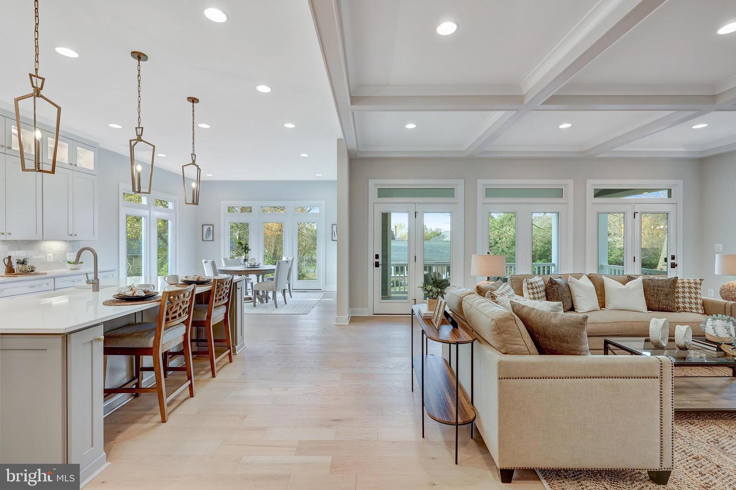6654 Chilton Ct