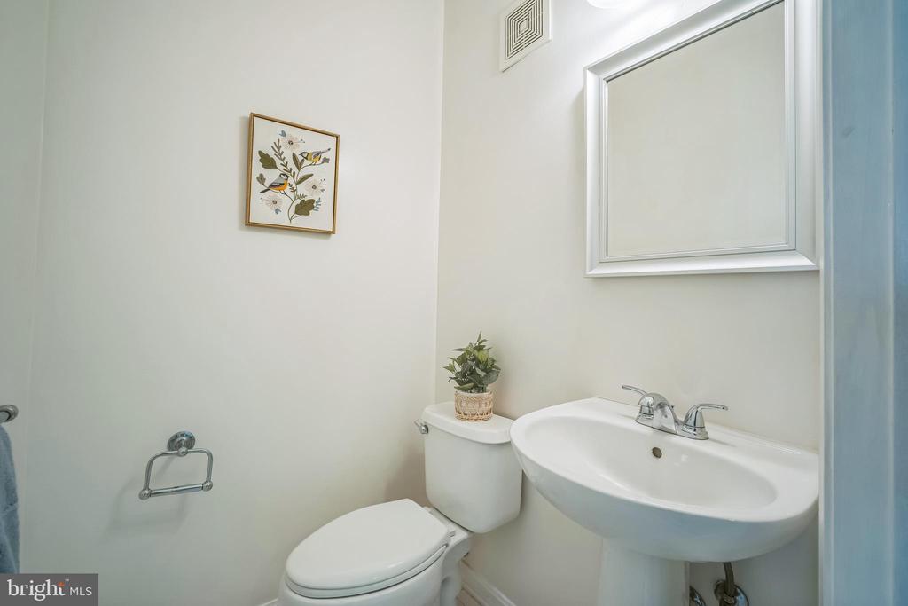 5932 Kimberly Anne Way