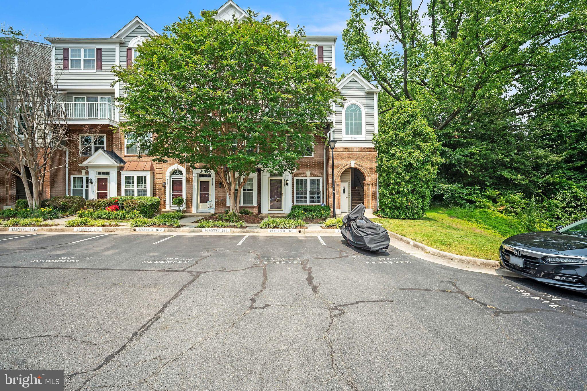 5932 Kimberly Anne Way