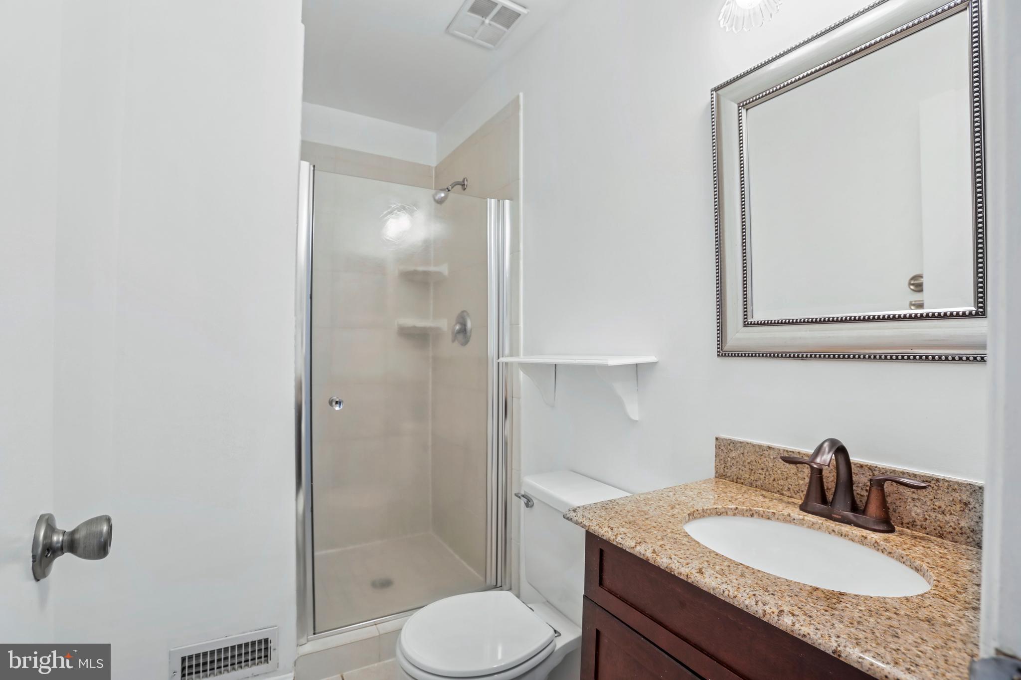 5440 New London Park Dr