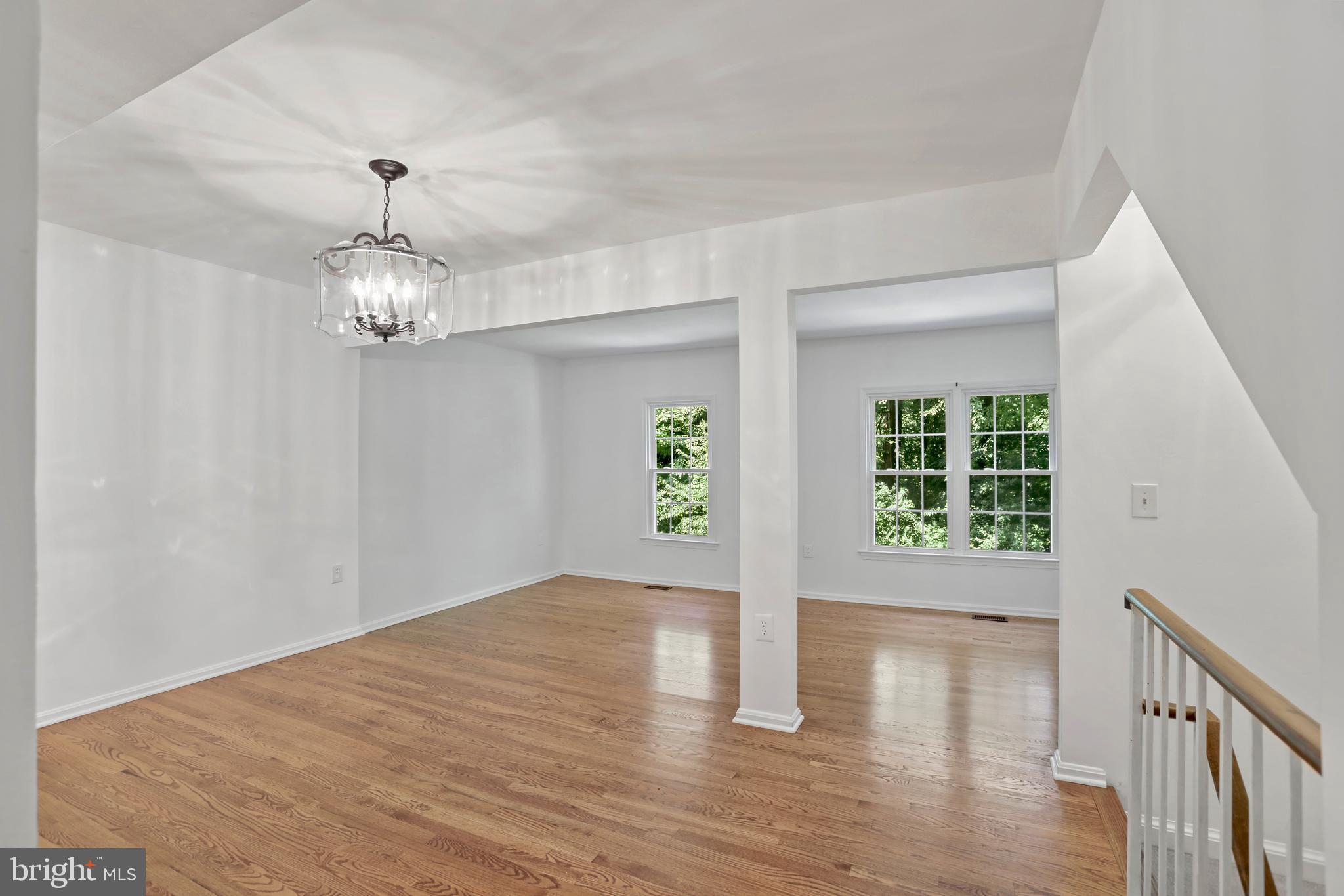 5440 New London Park Dr