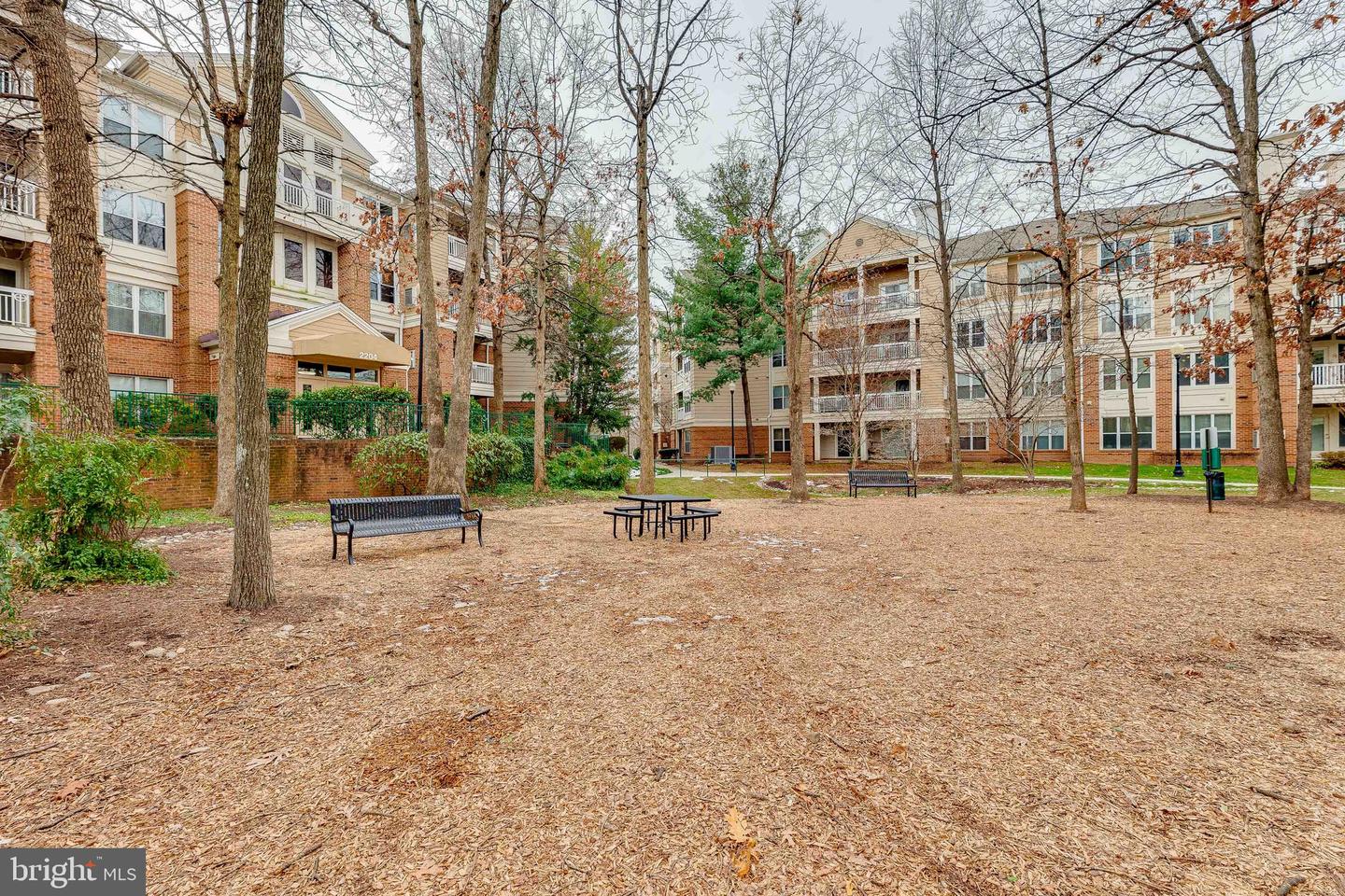 2204 Westcourt Ln #201
