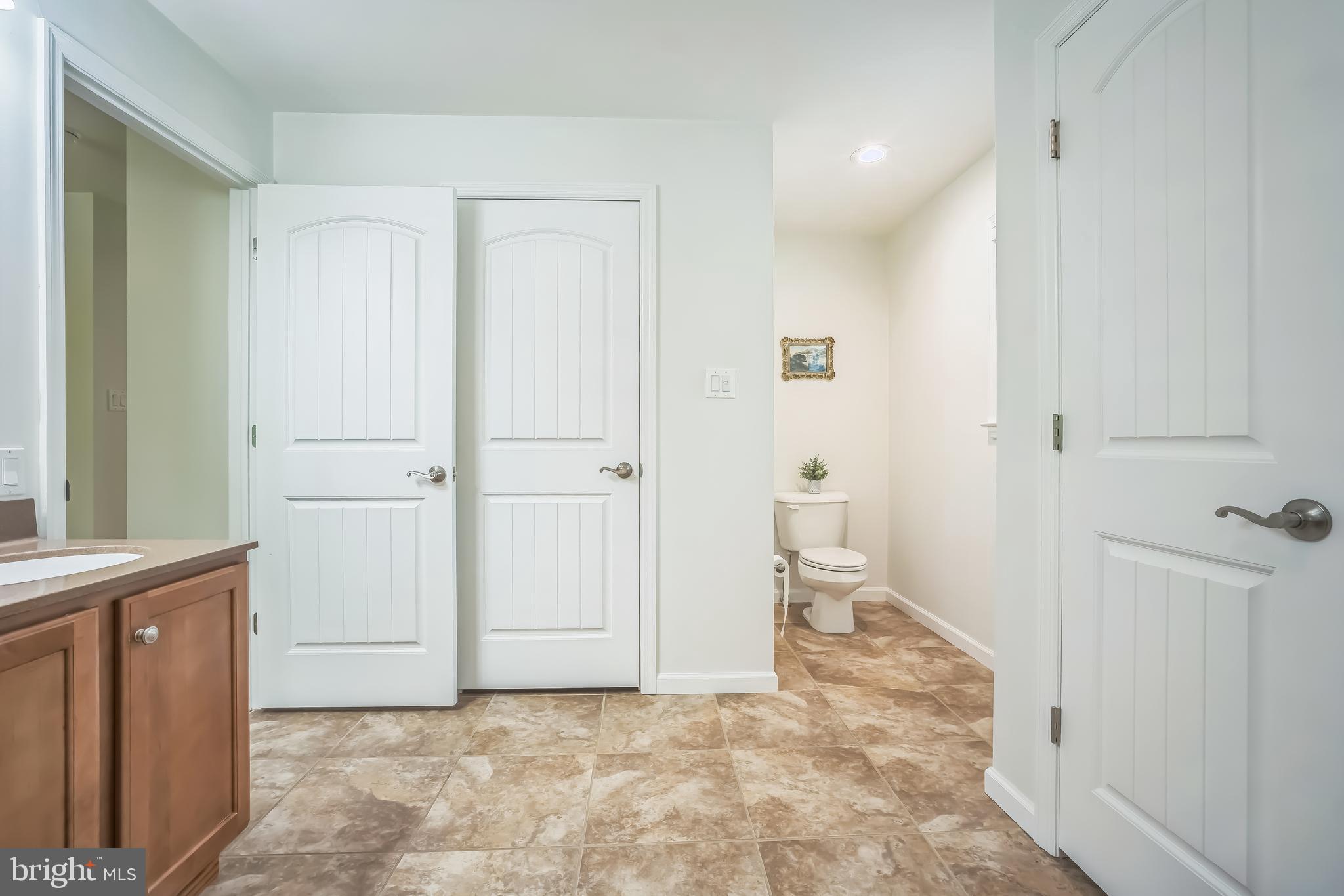 2862 Rosemary Ln