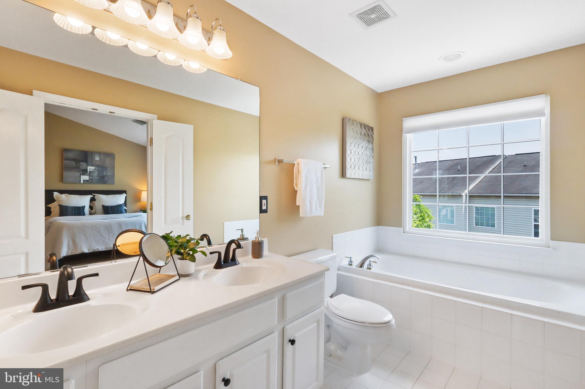 13619 Red Squirrel Way