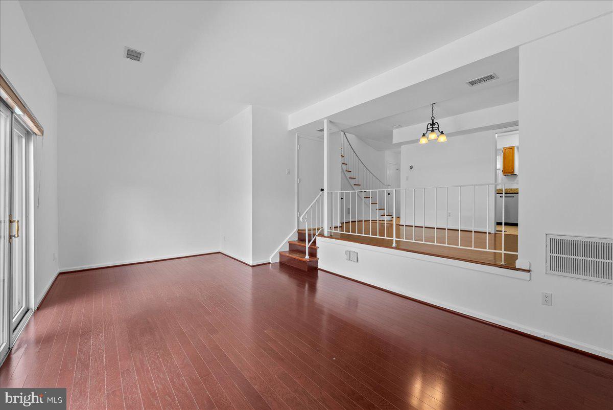 8356 Forrester Blvd #470