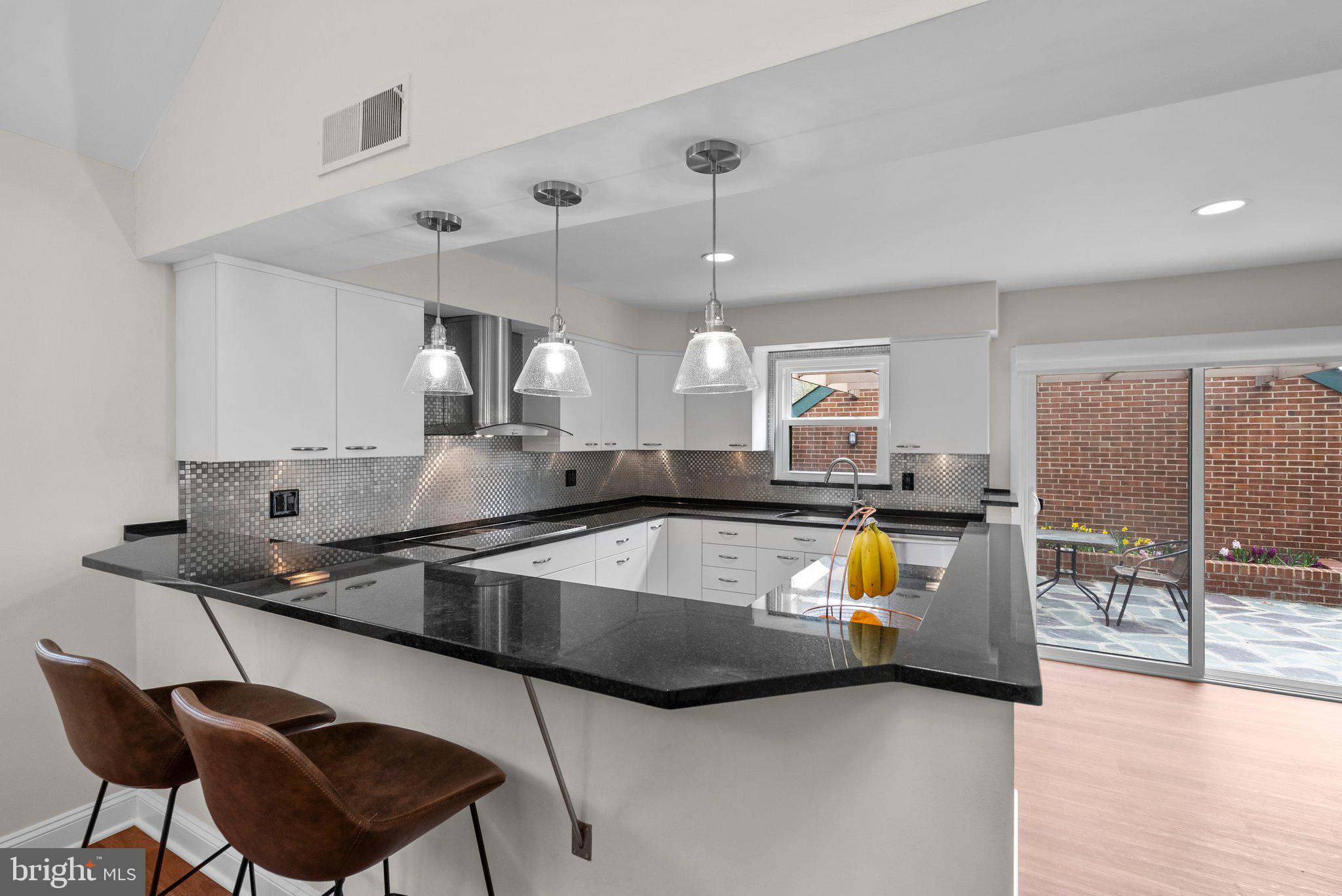 11310 HARBORSIDE CLUSTER