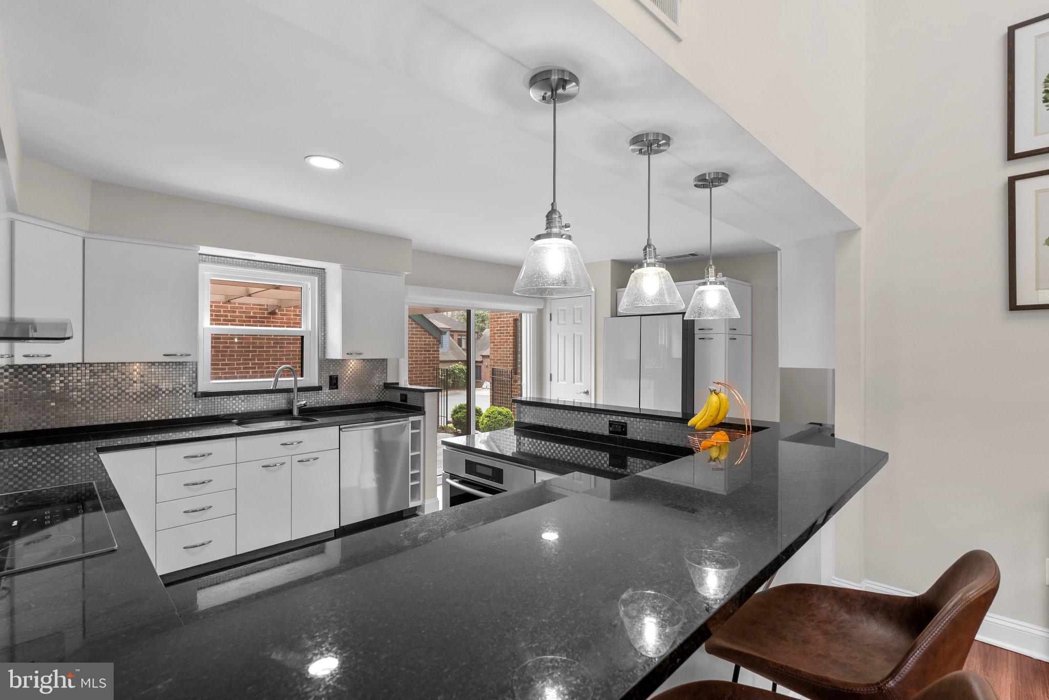 11310 HARBORSIDE CLUSTER