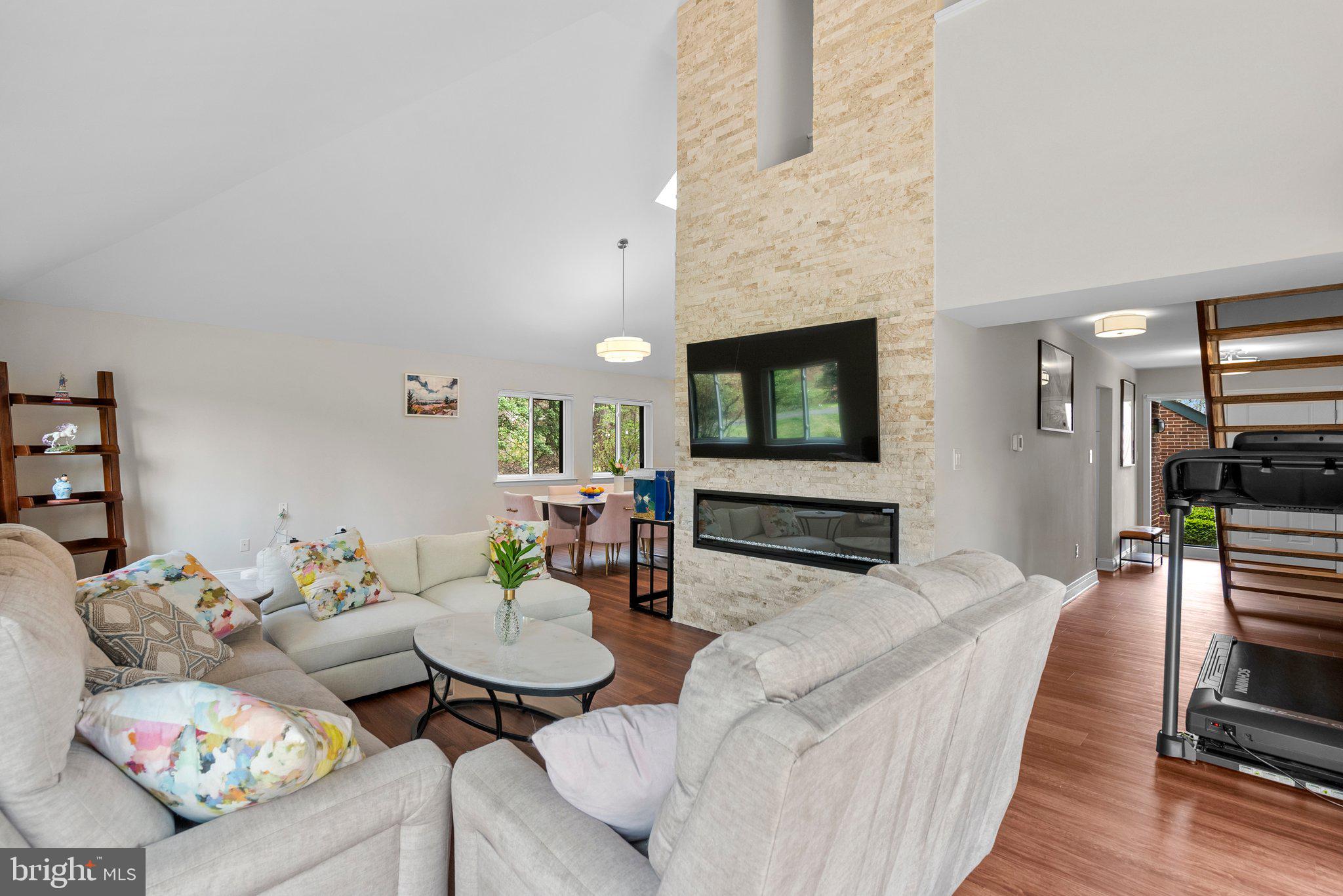 11310 HARBORSIDE CLUSTER