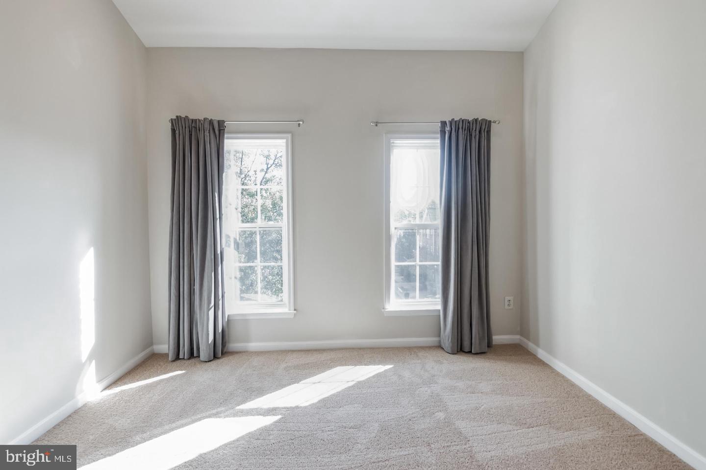 2804 SAINT CROIX DR