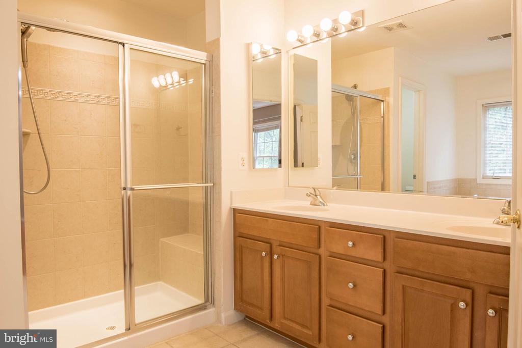 114 Herndon Mill Cir
