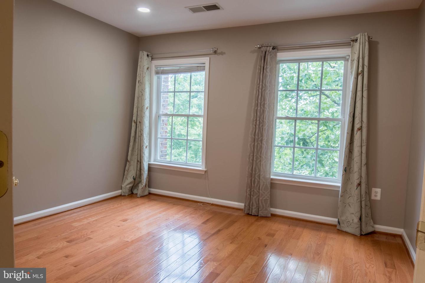 114 Herndon Mill Cir