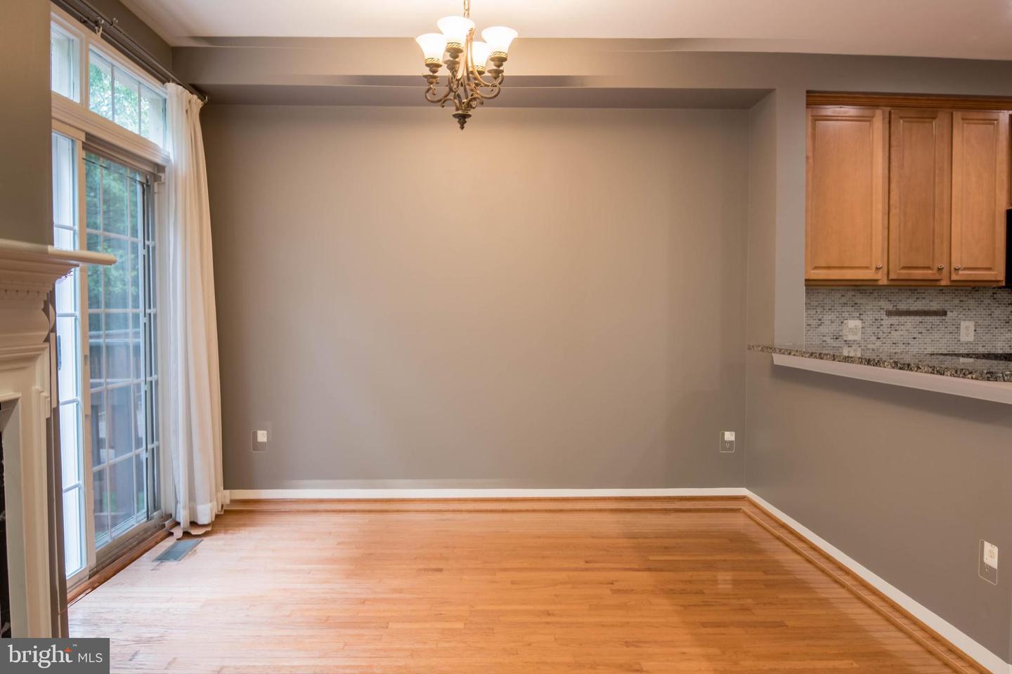 114 Herndon Mill Cir