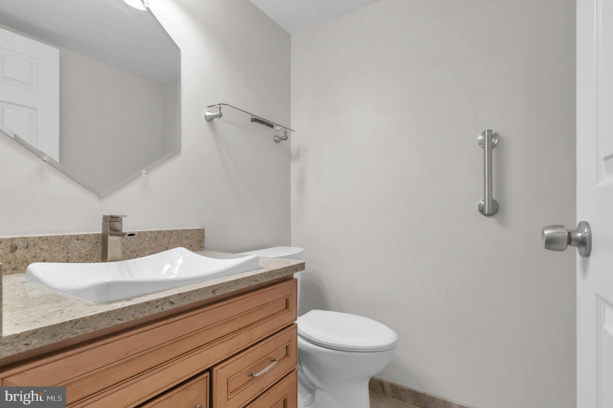 3800 Powell Ln #1022