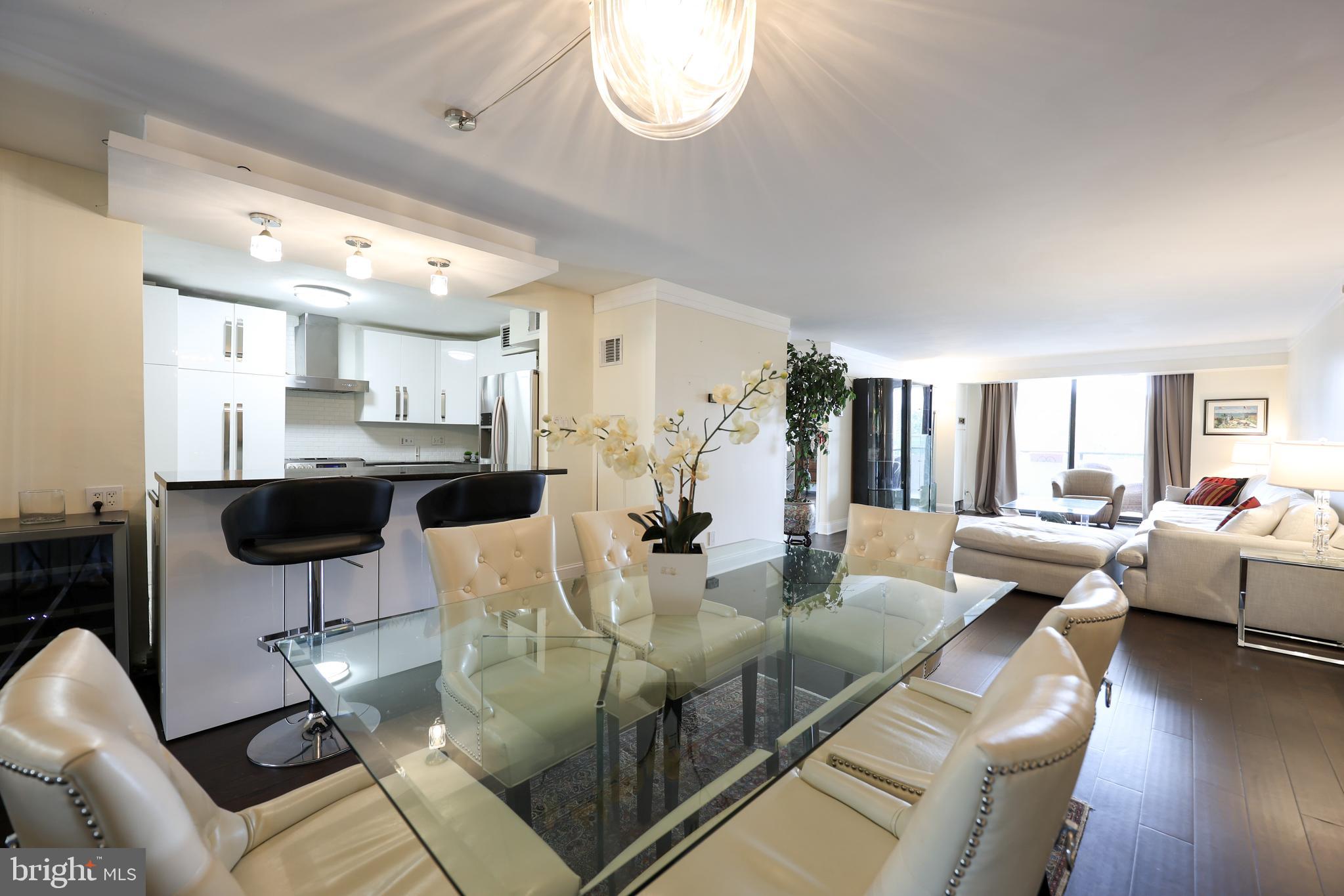 1800 OLD MEADOW RD #804